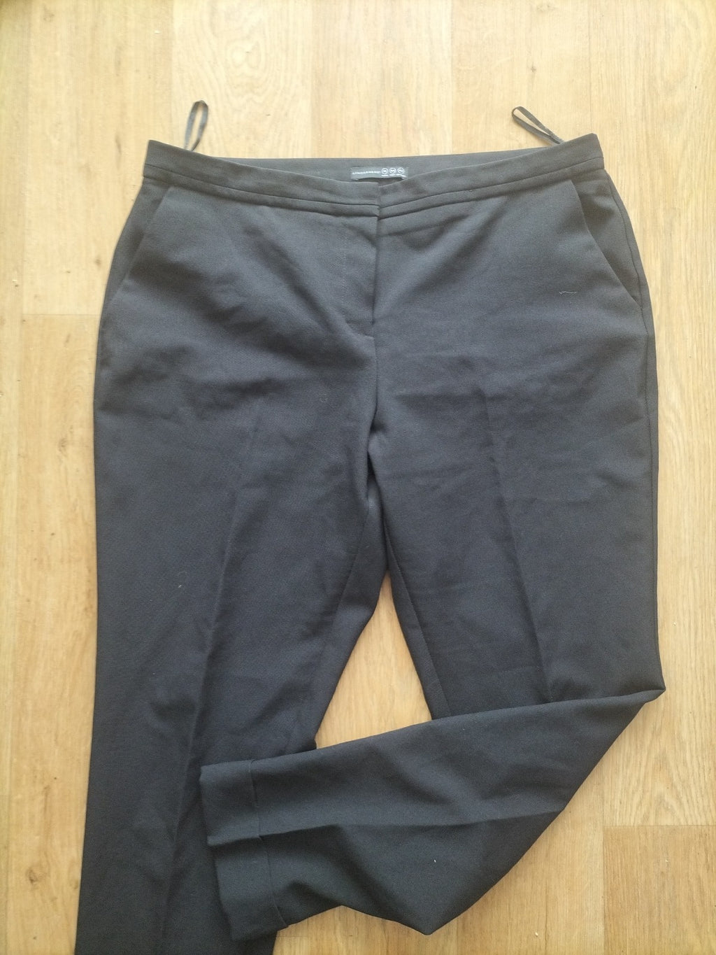 Ladies Primark Size 16 Black Trousers