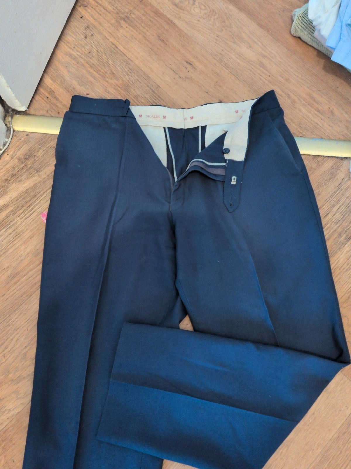 Skads 36r Navy Smart Trousers
