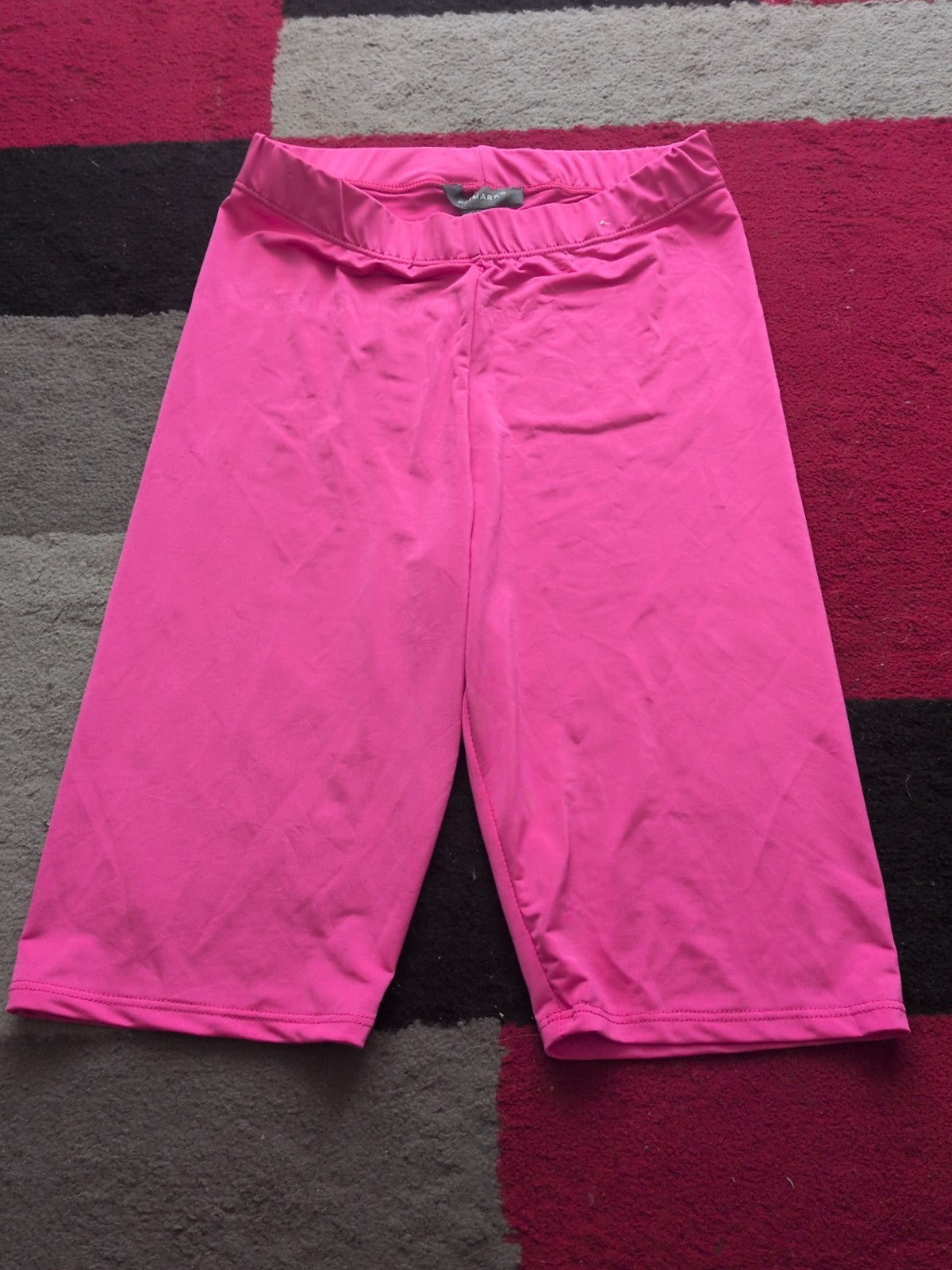Primark 4-6 Hot Pink Shorts Biker
