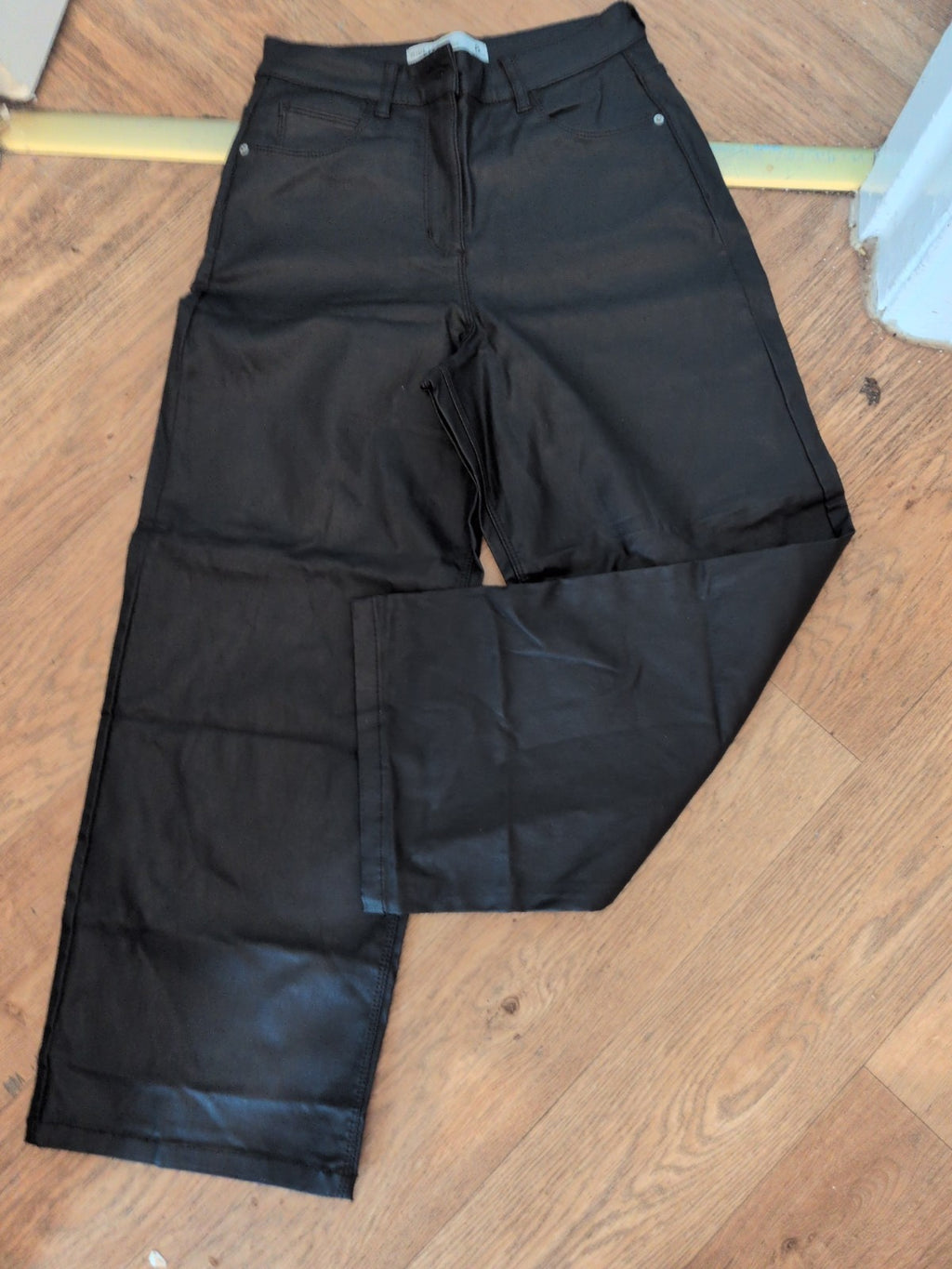 Next 8R Wide Leg High Rise Crop Pleather Trousers