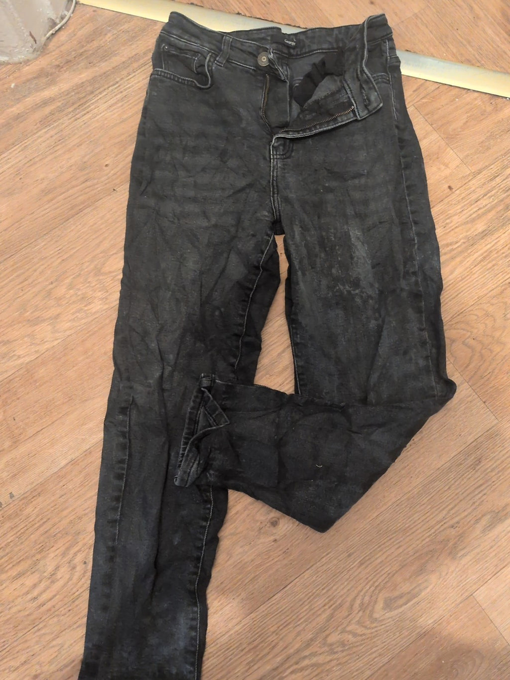 George 12 Black Jeabs