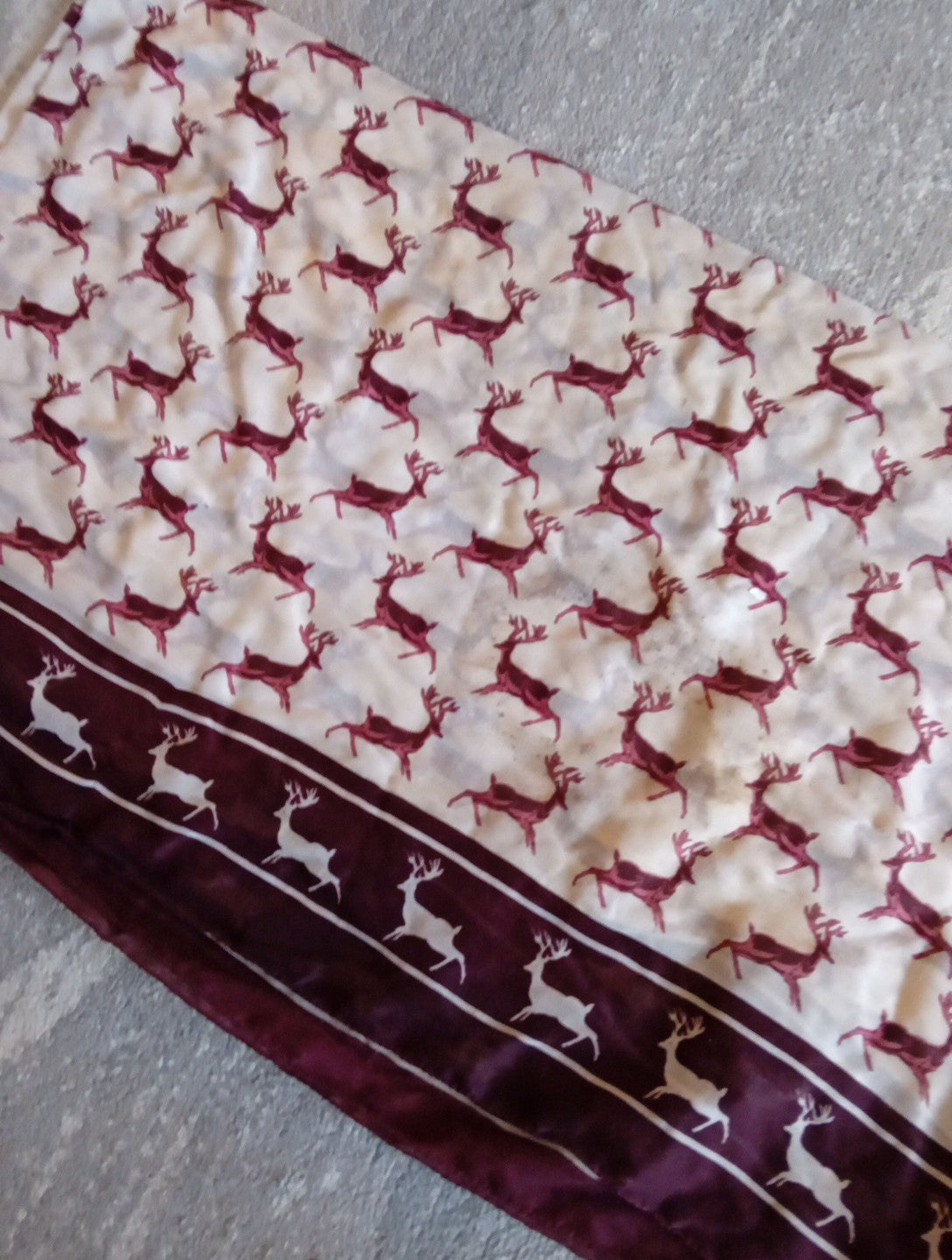 Ladies TU Large Brown/cream Reindeer Scarf