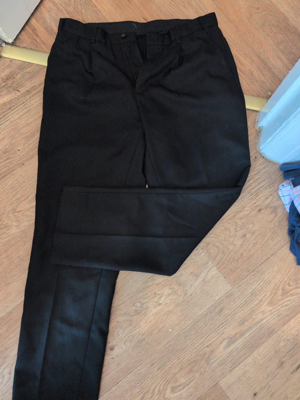 Taylor&Wright 34s Black Regular Fit Trousers