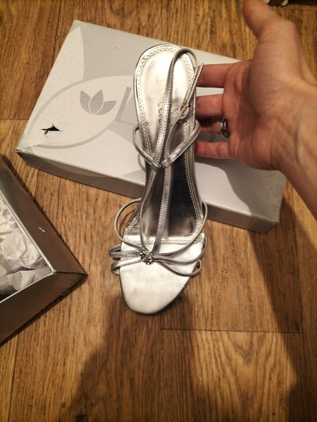 Brand New Ladies Lotus Size 6 Silver Heels