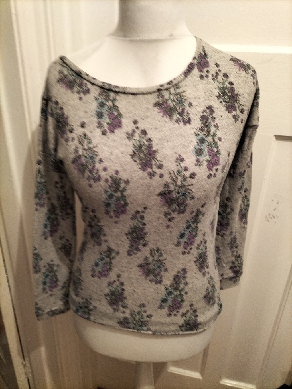 Ladies Miss Selfridge Size 8 Grey Green Purple Floral Long Sleeve Blouse