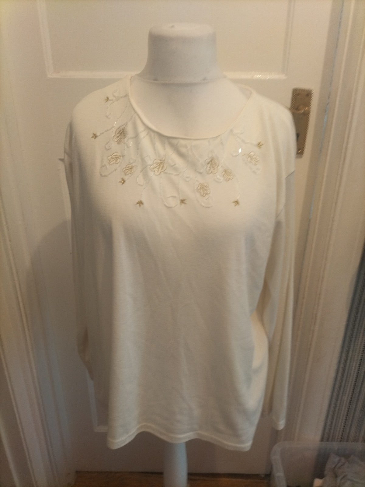 Anna Morelle 18-20 Cream Floral Long Sleeve Blouse