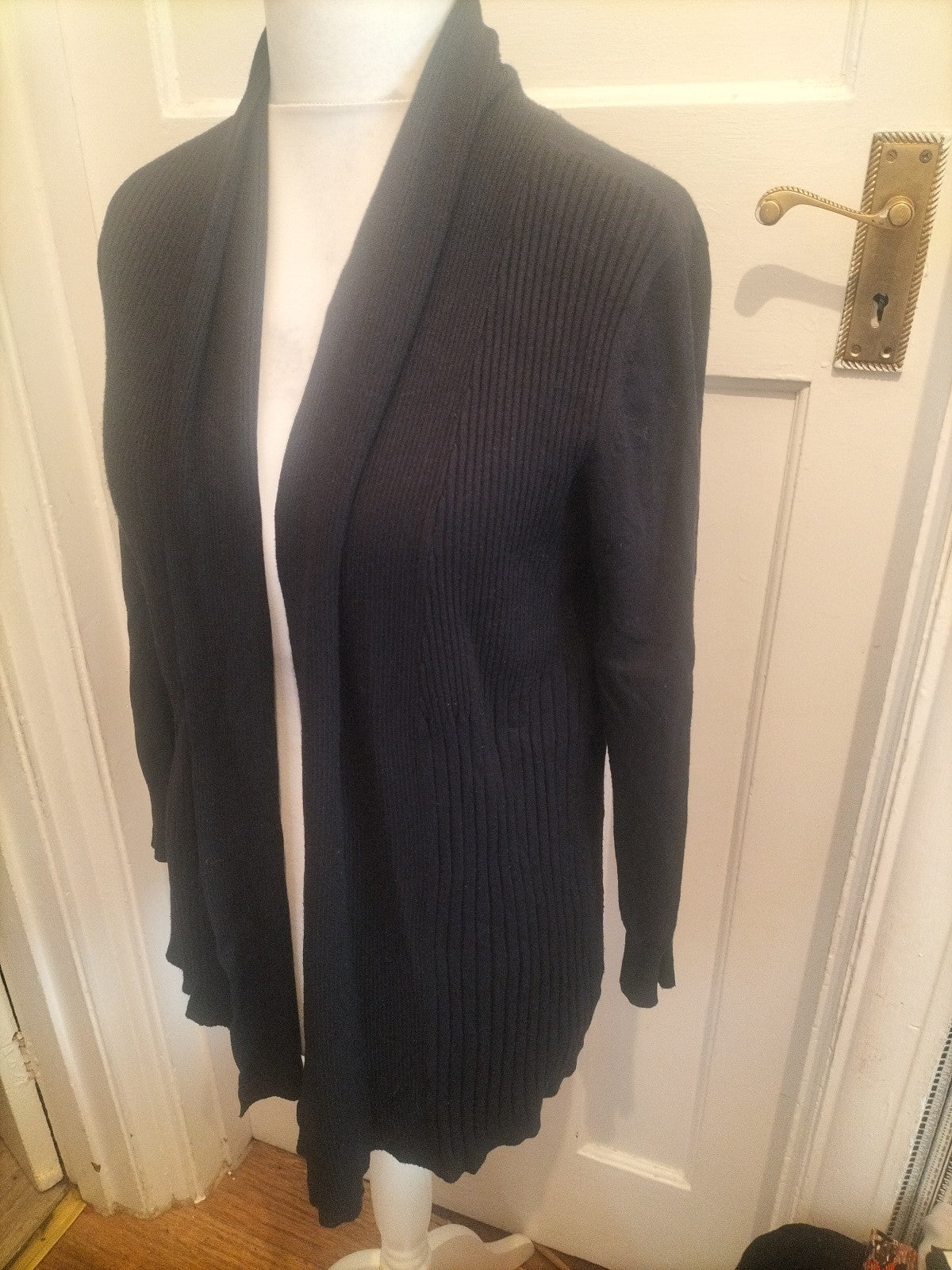 Ladies Nutmeg Size 12 Black Collared Long Sleeved Cardigan