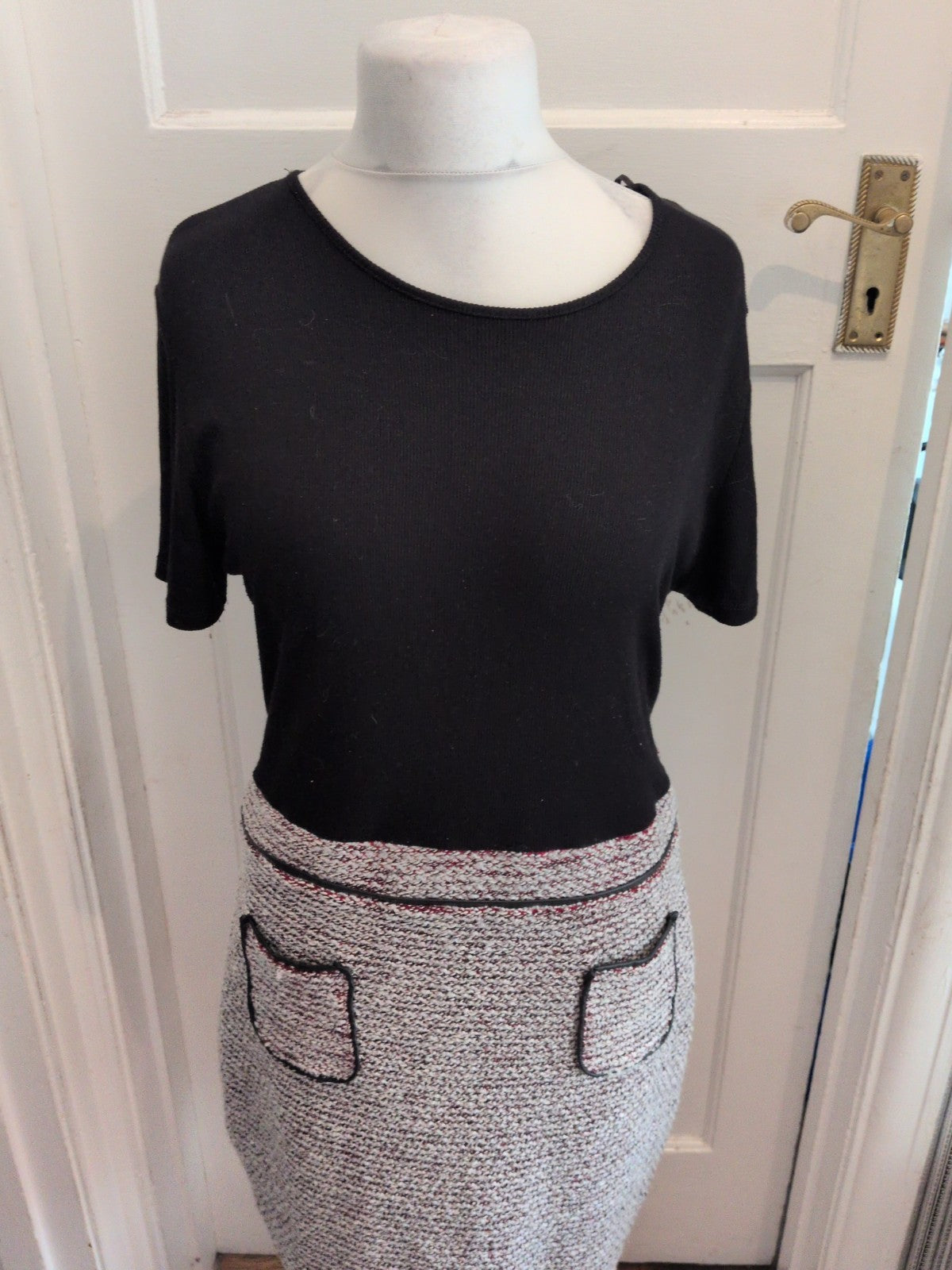 Select 18 Black And Grey With Red Short Sleeve Dress
