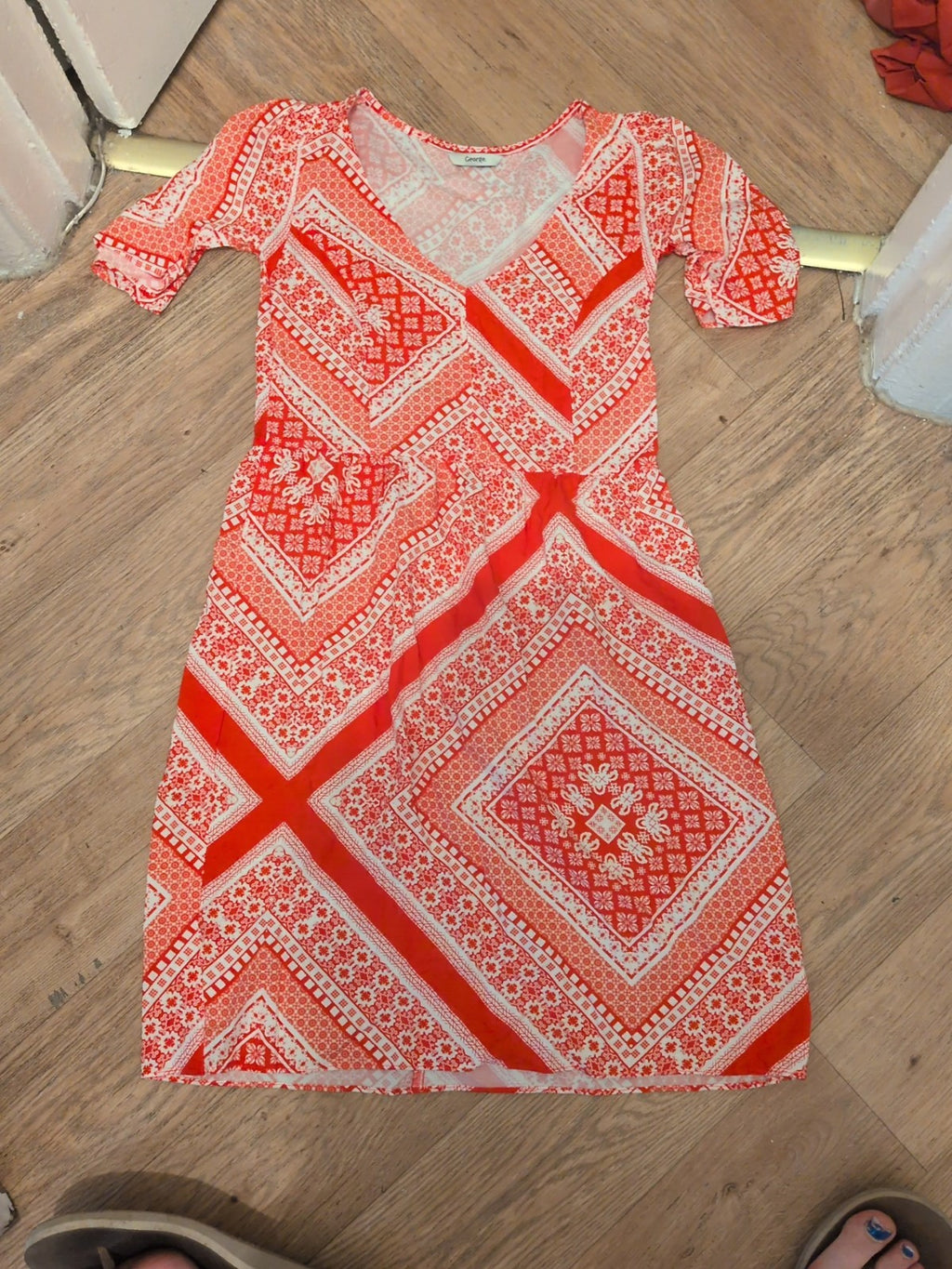 George 10 Red And White Pattern Short Sleeved Dress