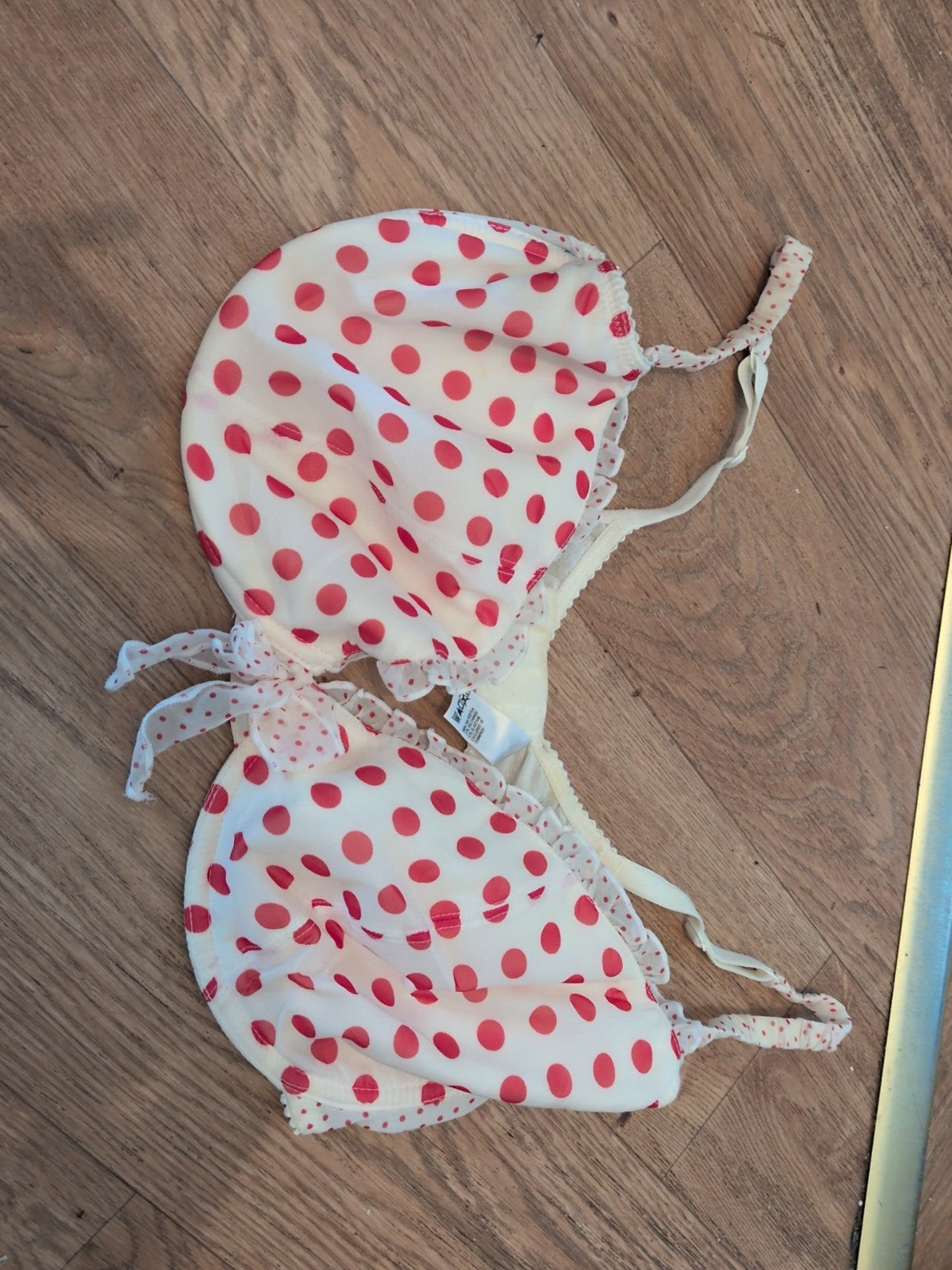 Ceriso 40DD Red Spotted Padded And Wired Bra