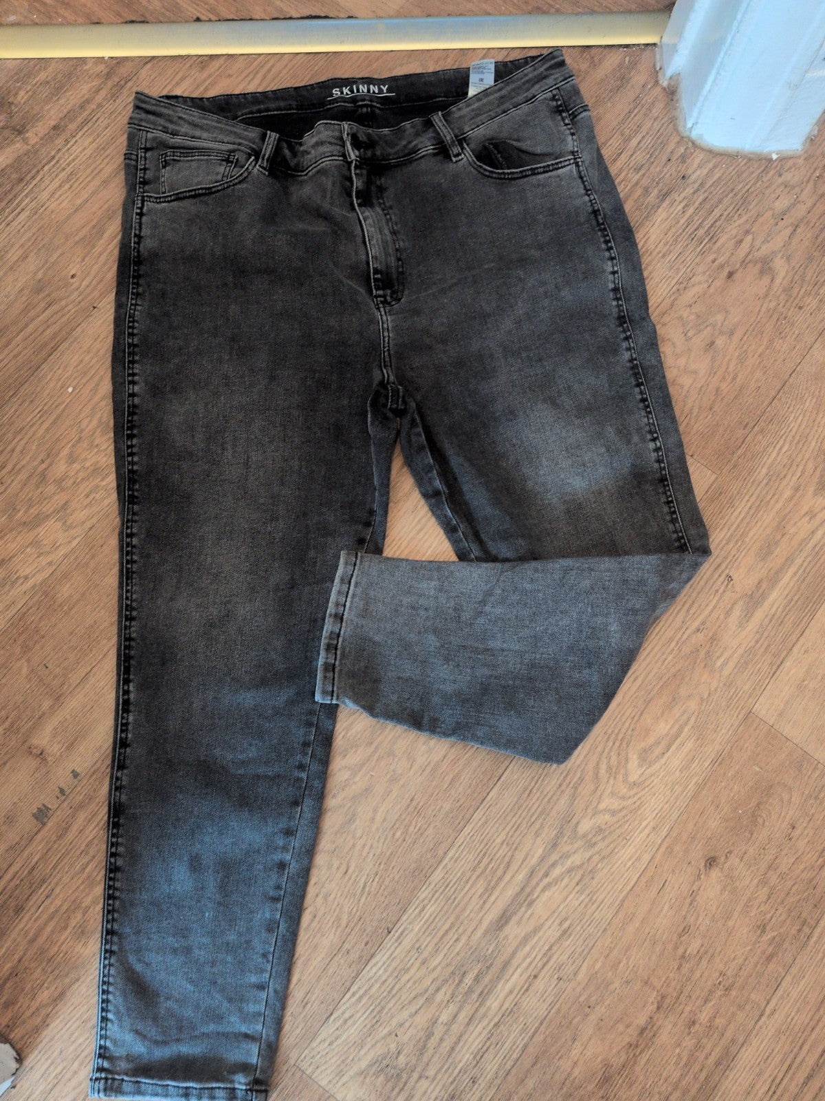 Ladies Marks And Spencer Size 18 Short Dark Grey Skinny Jeans