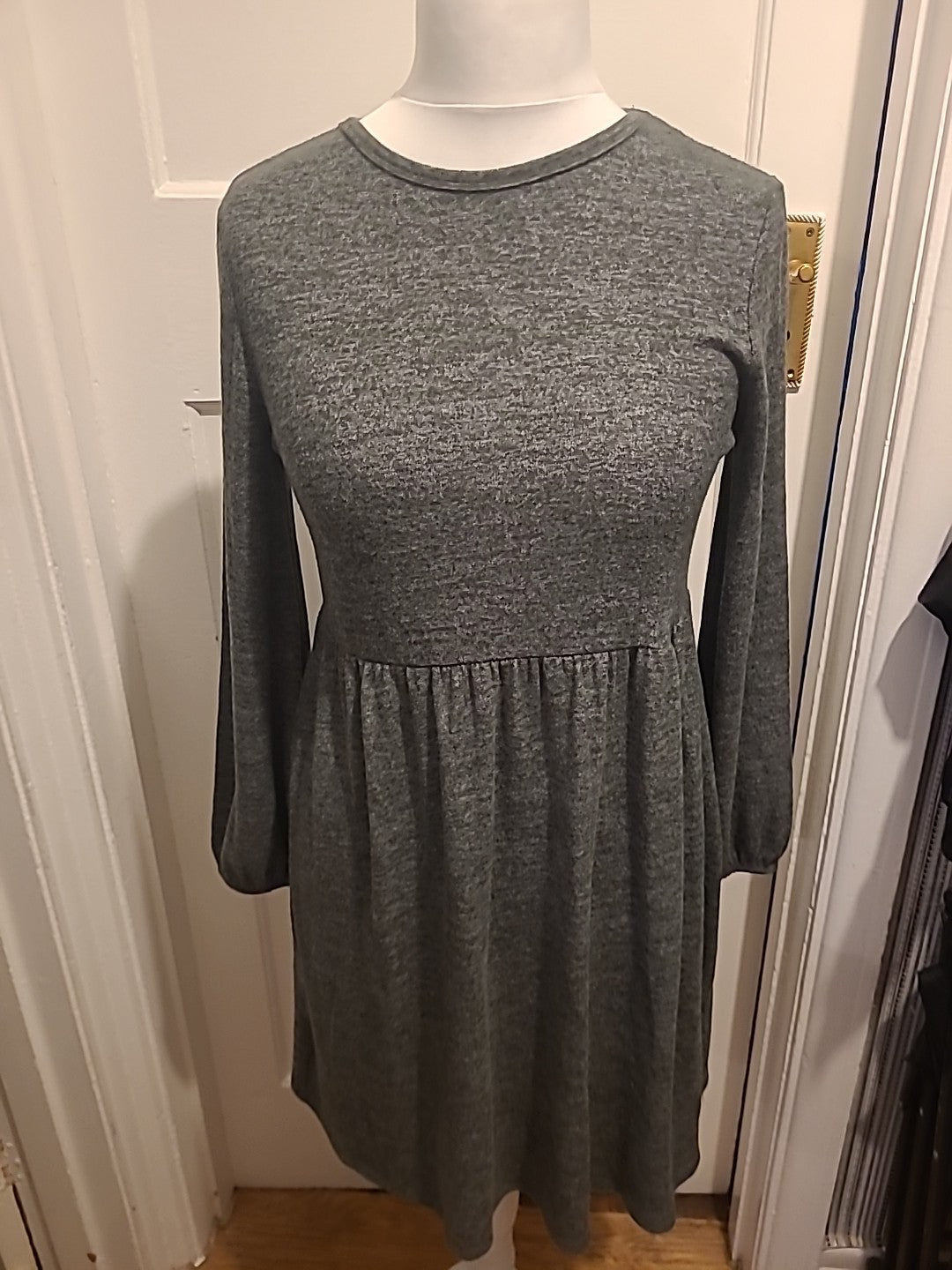 Ladies George Size 10 Khaki Sleeveless Dress