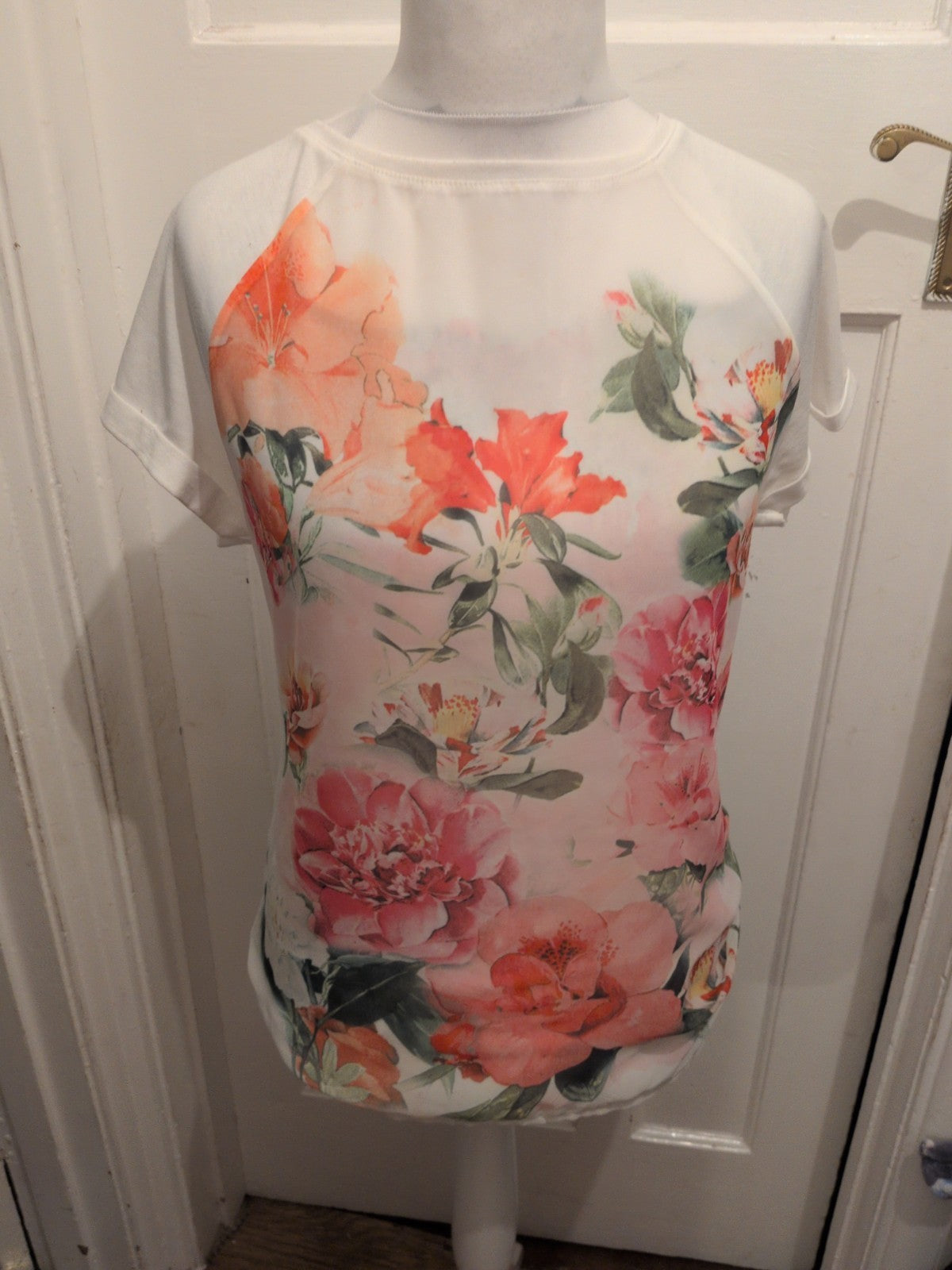 Atmosphere Primark 12 White Flowers Short Sleeve Blouse