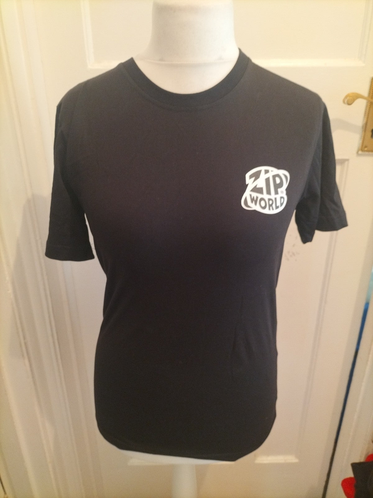 Mens Zip World Size Xs Black Short Sleeved T-shirt