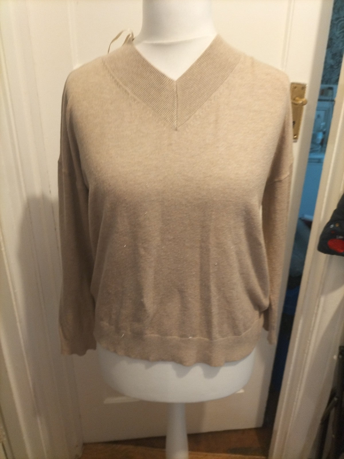 Ladies Marks And Spencer Size Medium Neutral V Neck Jumper