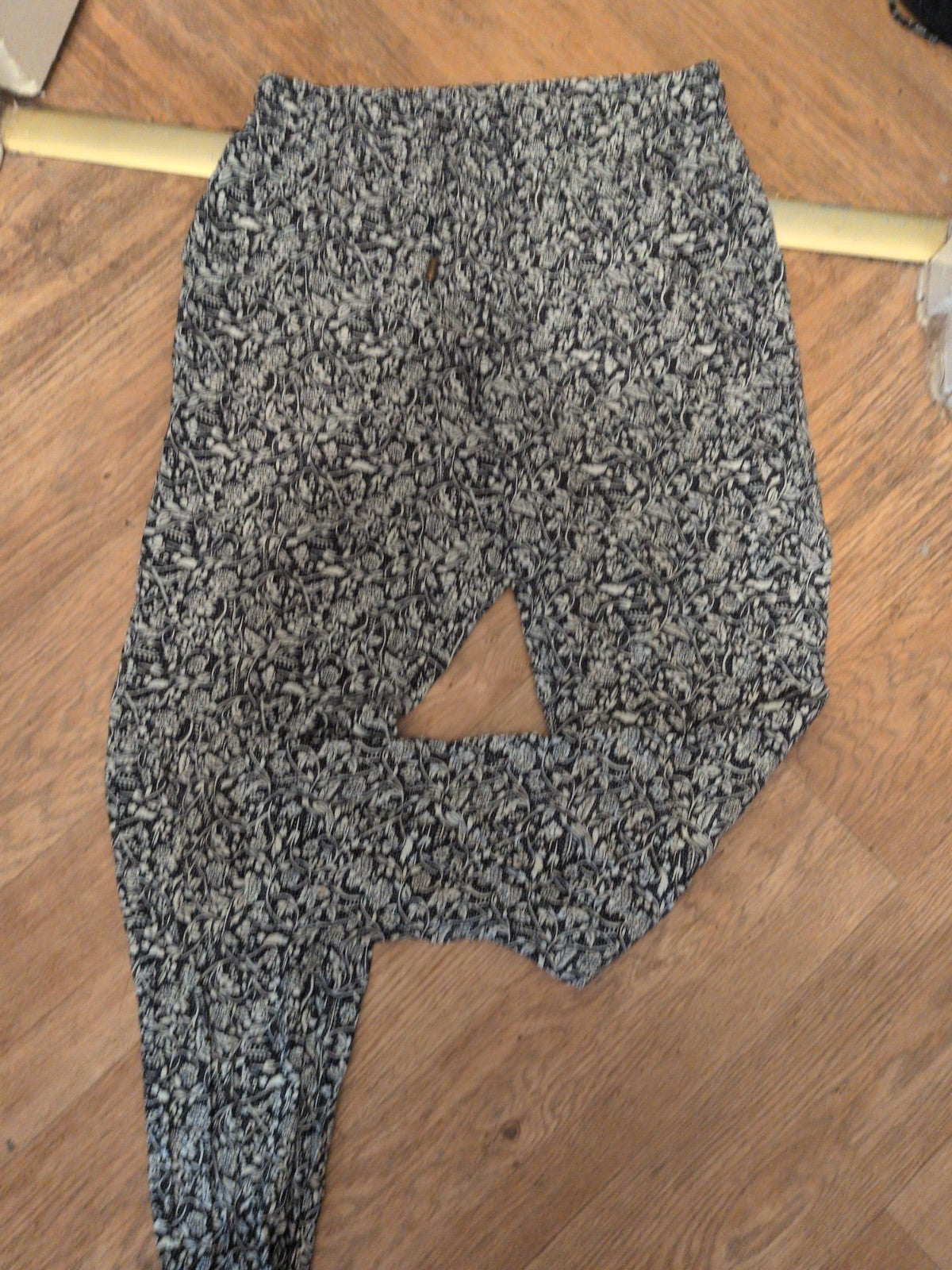 Peacocks 12 Black And White Floral Lounge Trousers