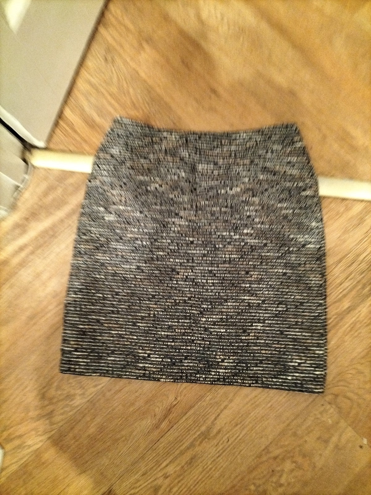 Ladies M&S Woman Size 10 Length 21 Inch Grey Fleck Lined Skirt