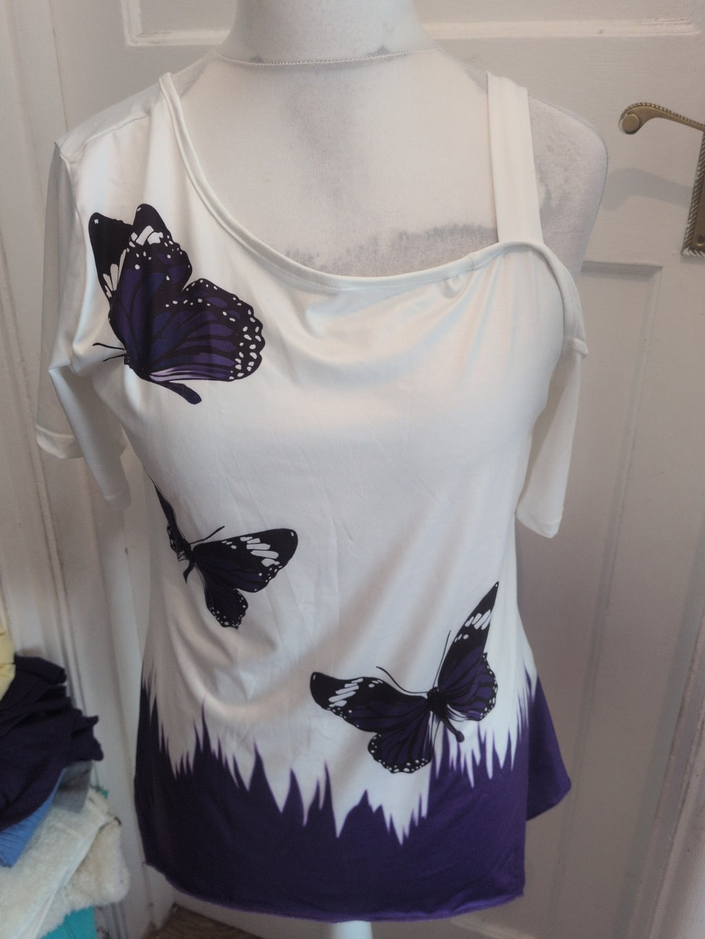 Large White And Purple Butterfly Off The Shoulder Short Sleeve T-shirt