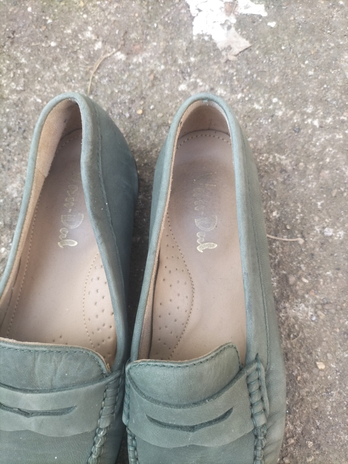Ladies Van Dad Size 37 Green Slip On Shoe
