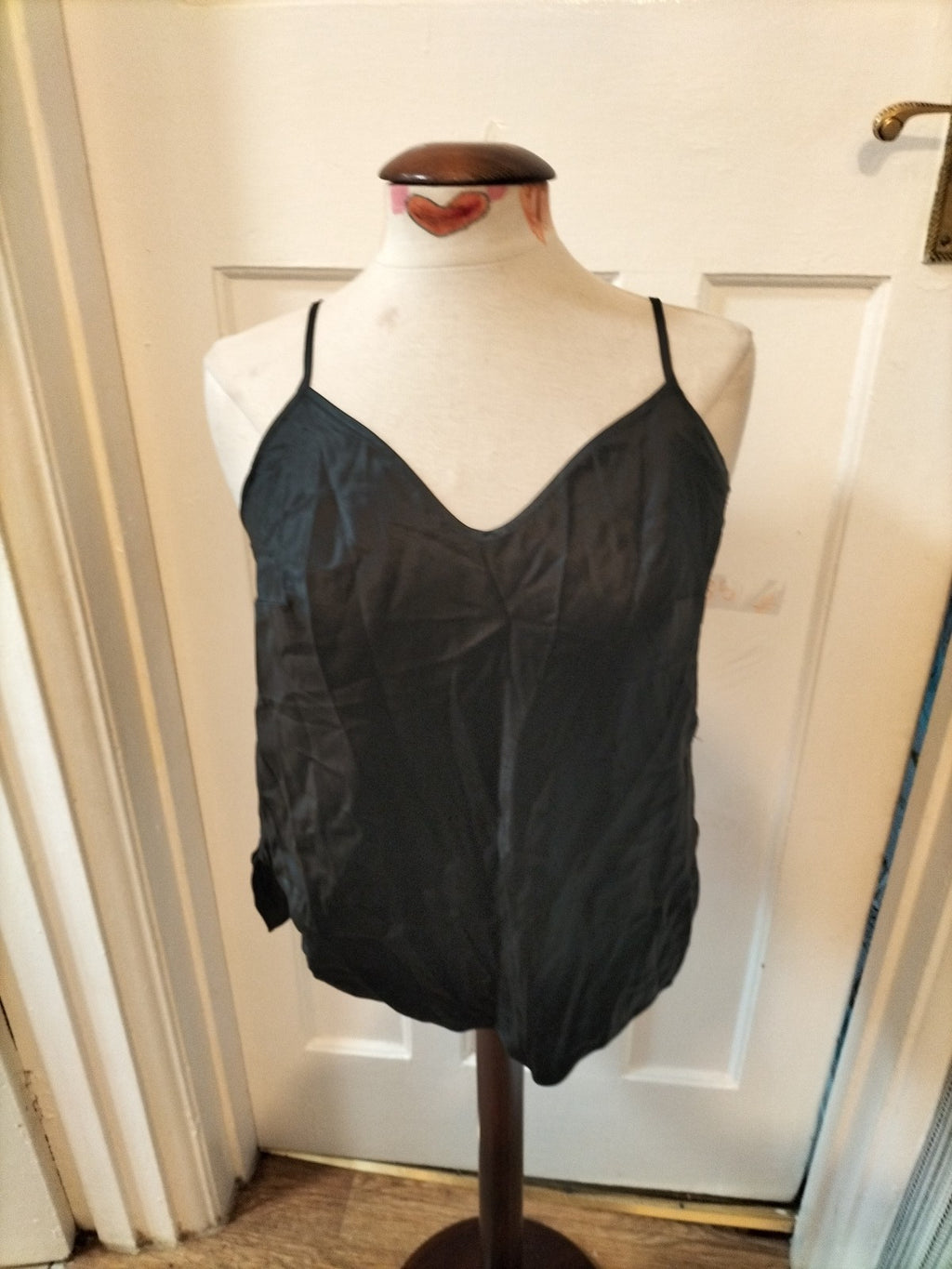 Ladies Size Medium Black Satin Style Pyjama Top