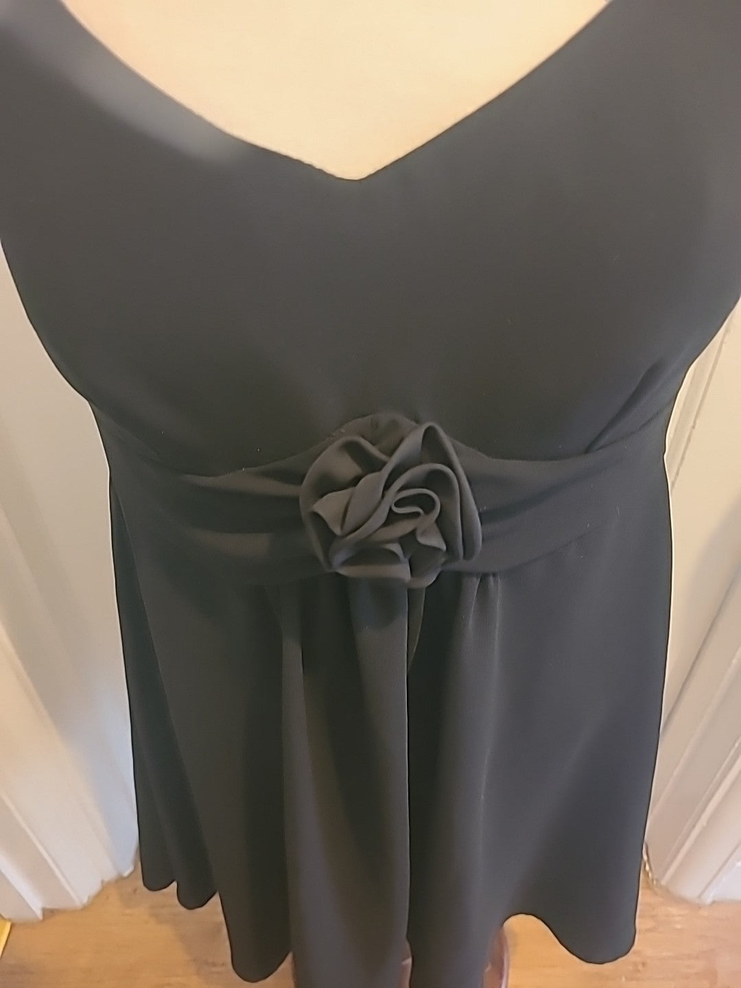 Ladies Ethel Austin Size 10 Black Sleeveless Pretty Dress Short