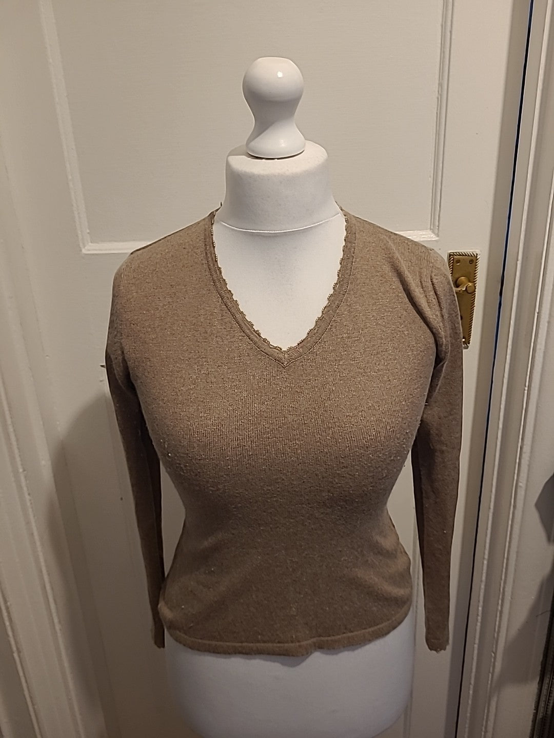 Ladies Size Small Brown V Neck Top Long Sleeved
