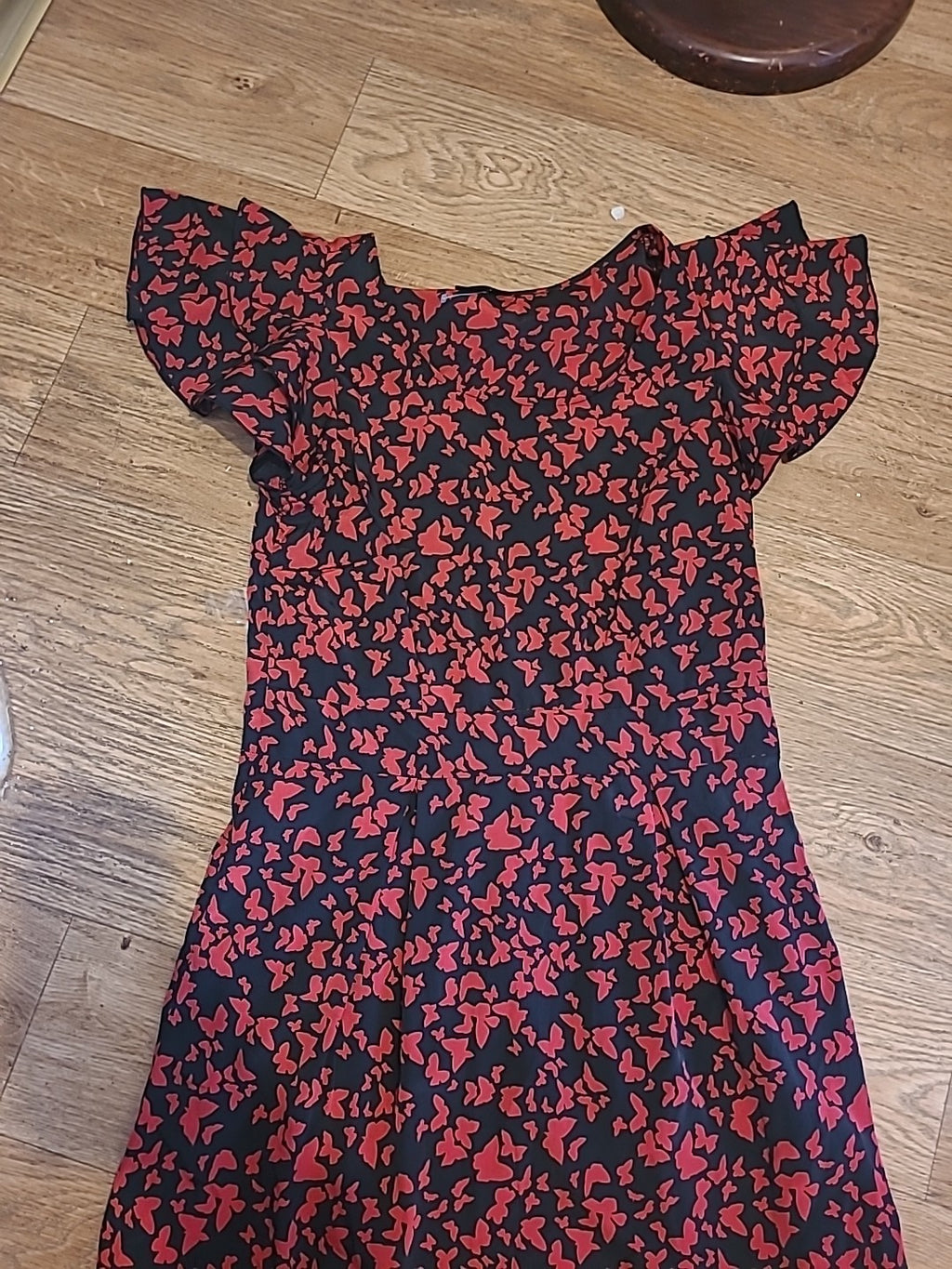 Ladies Vero Moda Size 10 Black/Red Bird Detail Short Sleeved Dress