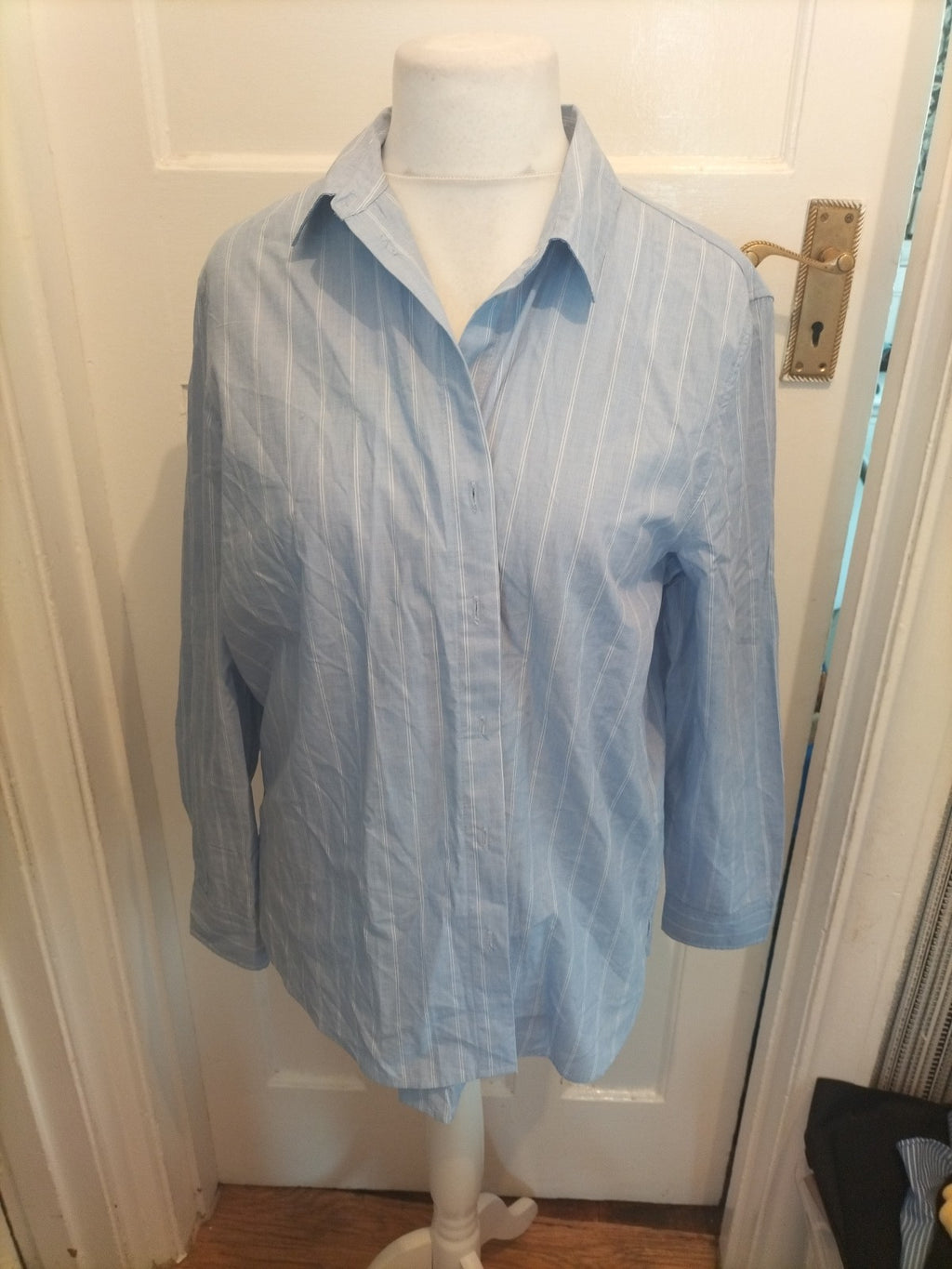 Mens H&M Size 12 Blue And White Striped Long Sleeved Blouse