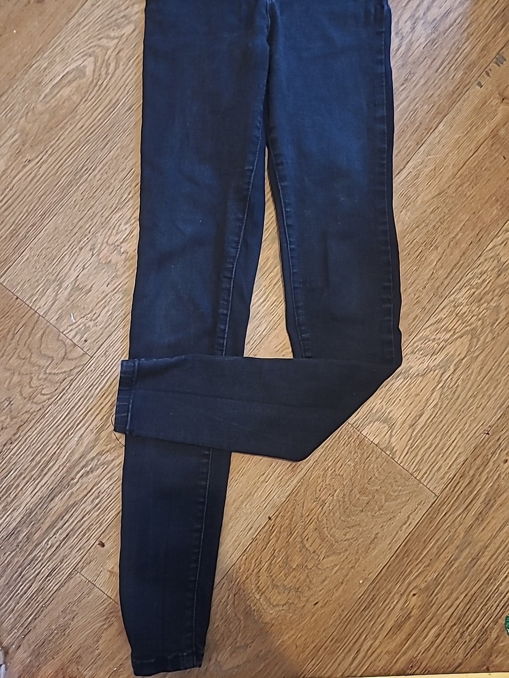 Ladies Denim Co Size 8 Black Skinny Jeans
