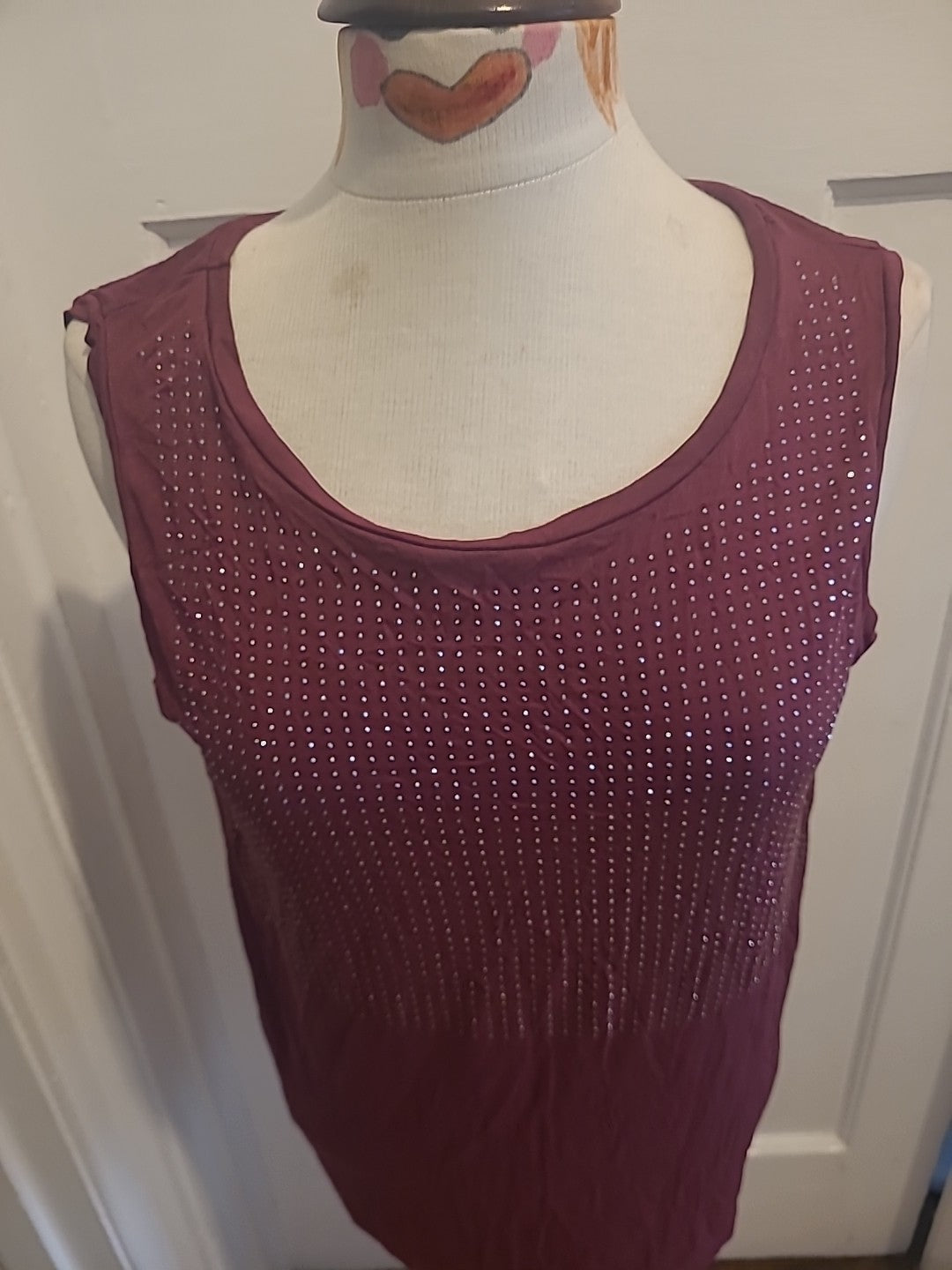 Ladies Encuentro Size Small Purple With Silver/Gold Detailed Sleeveless Tshirt