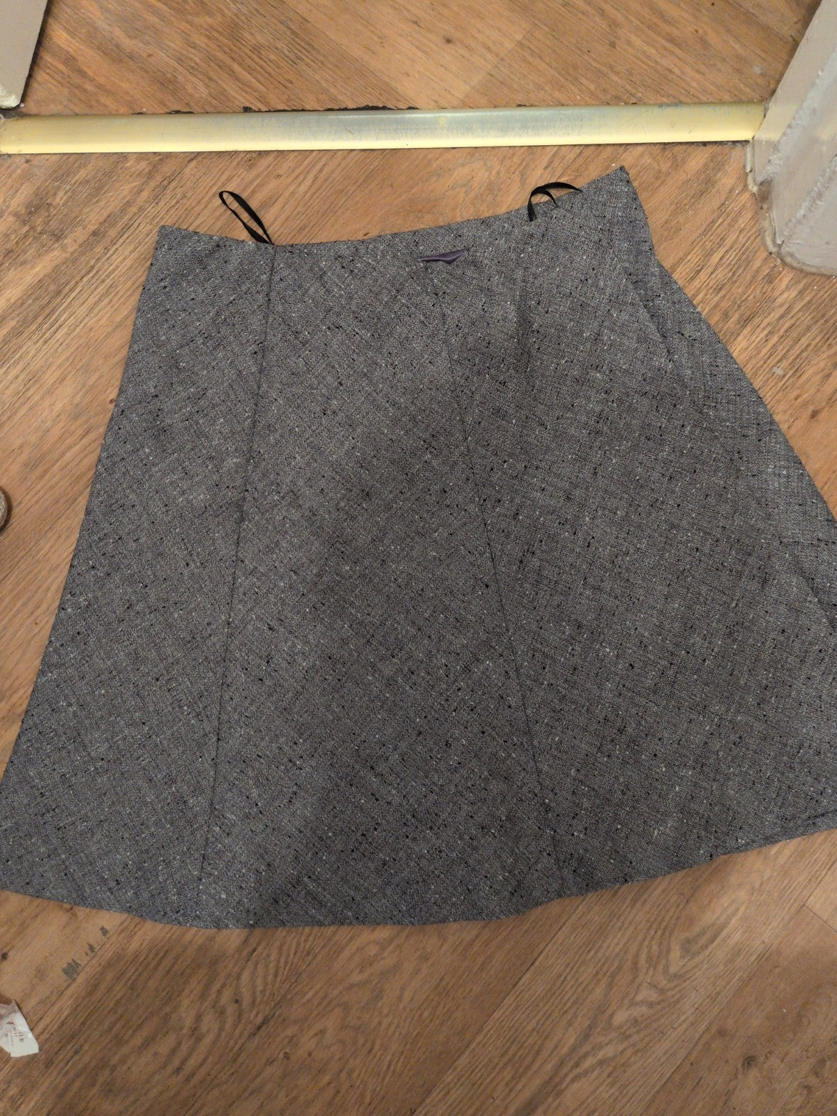 Honor Millburn 18 Grey Lined Midi Flare Skirt