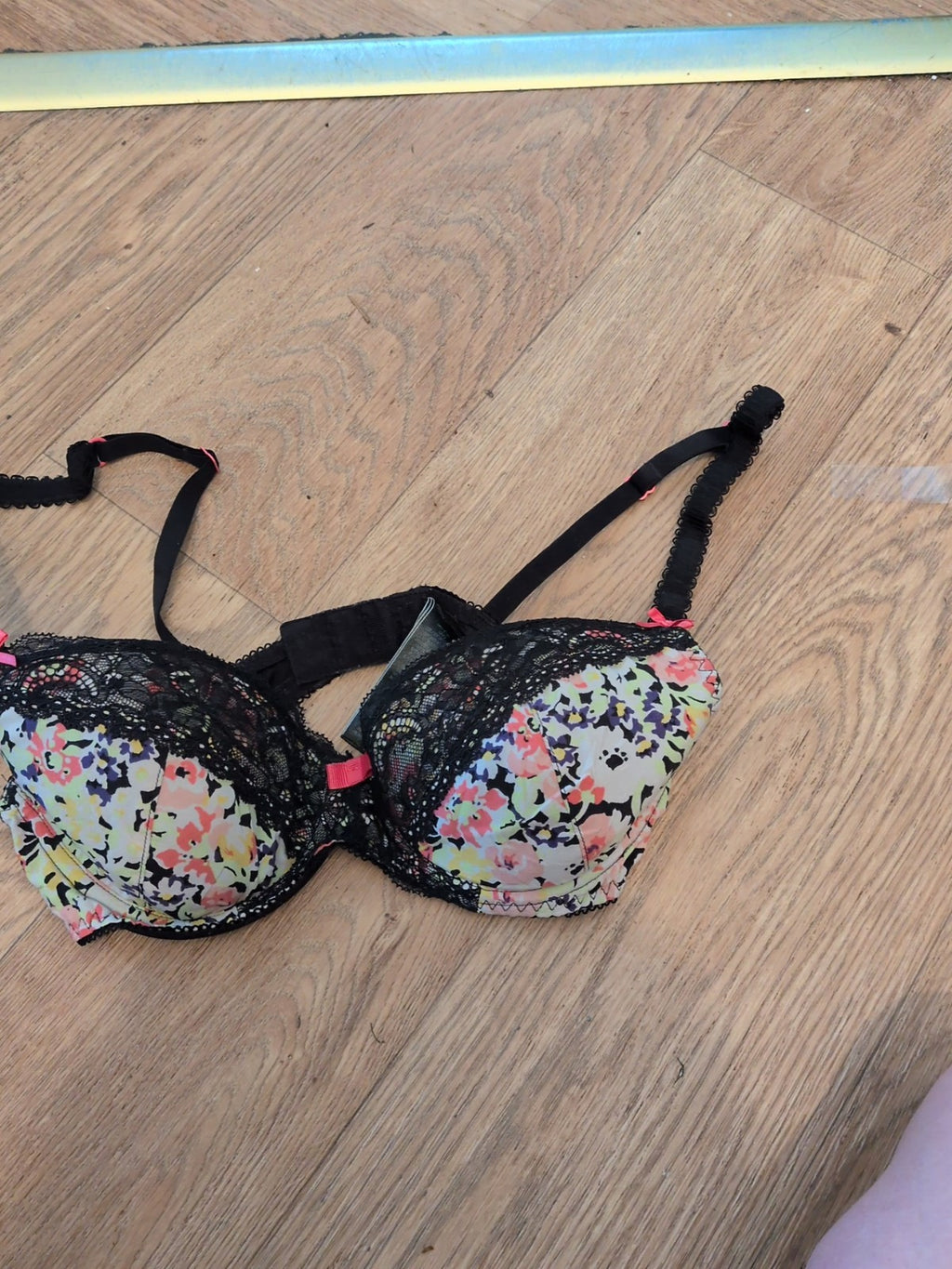 M&S 32B Black Floral Padded And Wired Bra