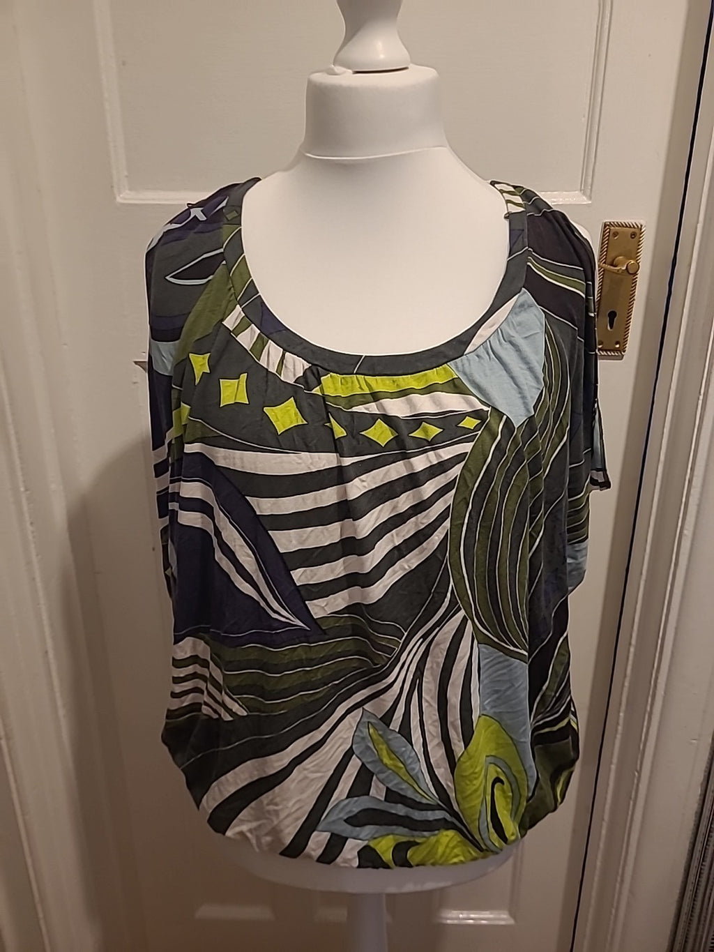 Ladies Wallis Size Large Green Toned Sleeveless Blouse