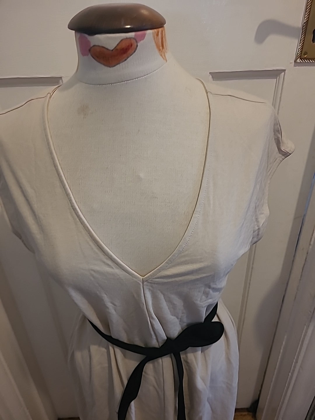 Ladies Zara Size Medium Beige With Black Belt Short Sleeved Dress