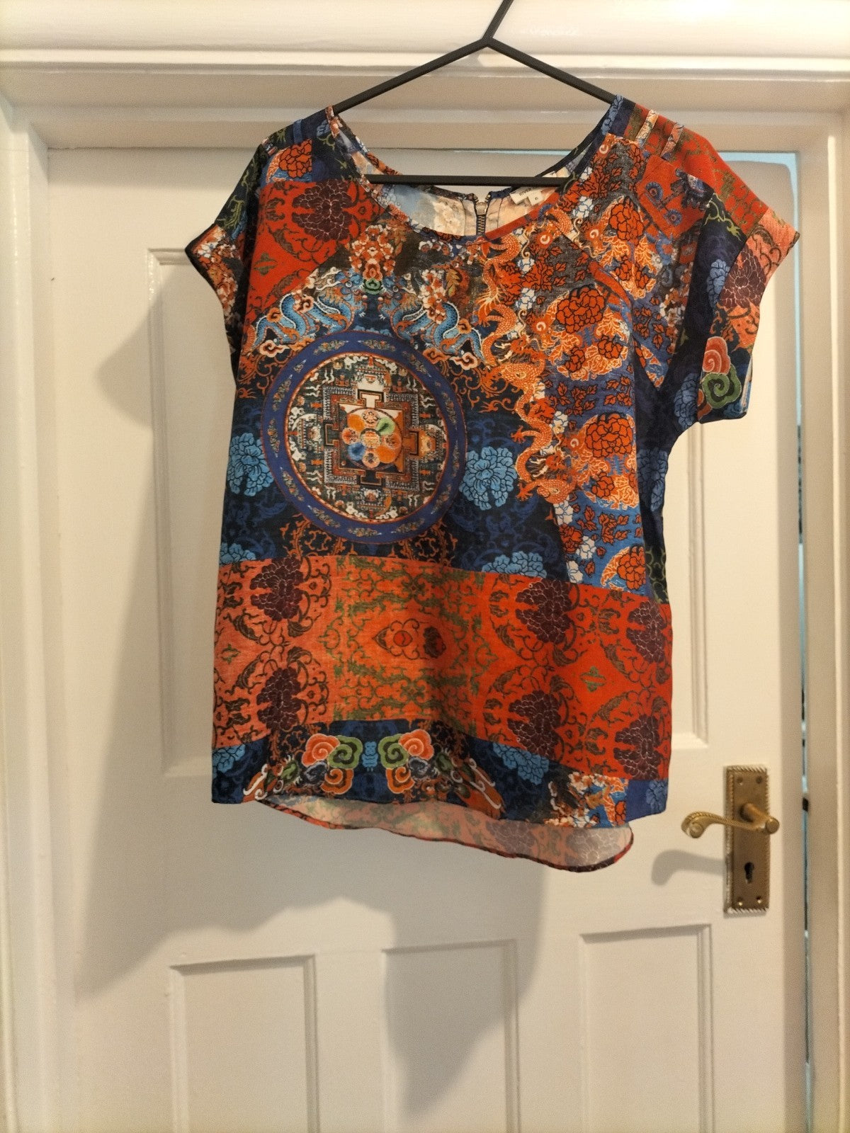 Ladies River Island Size 6 Multi Aztec Floral Short Sleeved Tshirt