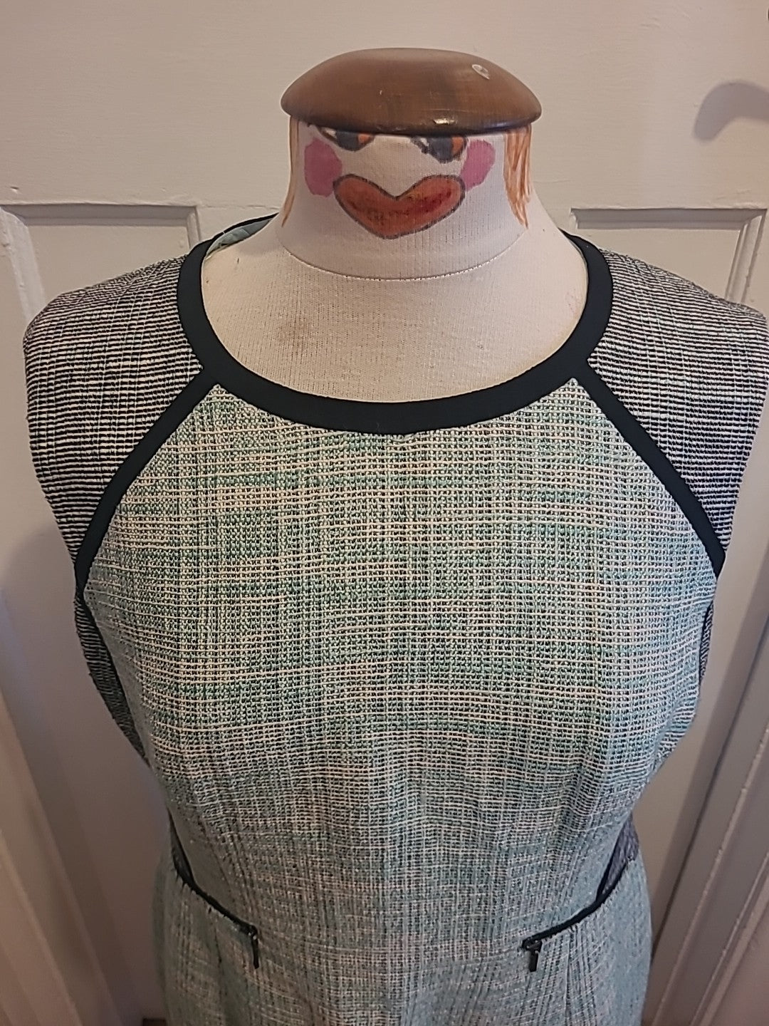 Ladies Marks And Spencer Size 14P Green Black Sleeveless Dress