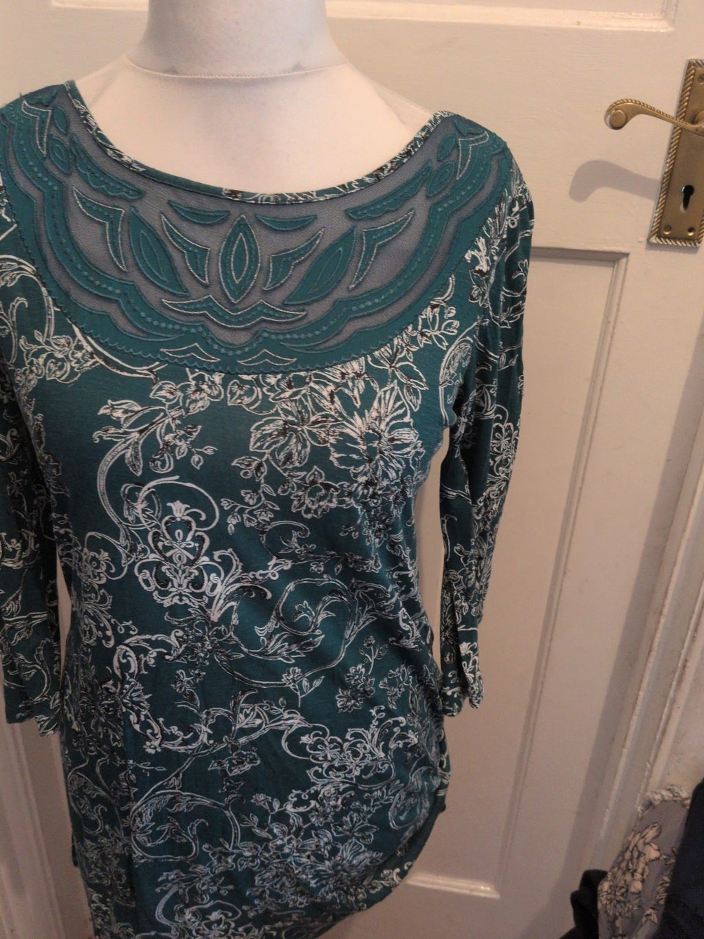 Ladies Next Size 8 Green Aztec Long Sleeve Dress Midi