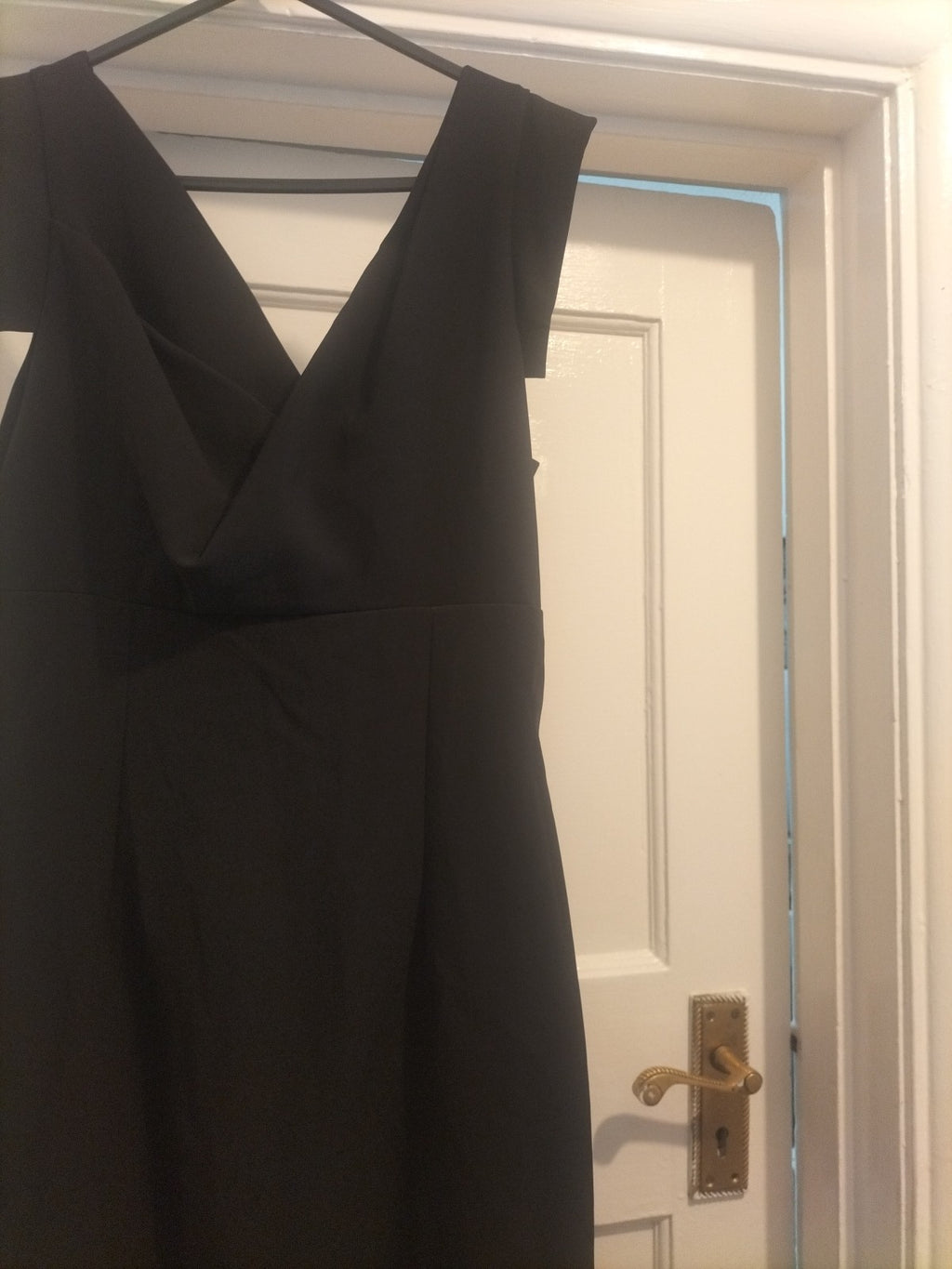 Ladies Ariella Size 8 Black Sleeveless Dress