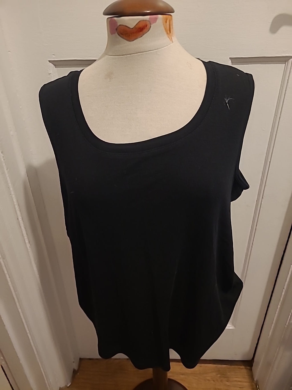 Ladies BM Size Large Black Sleeveless Vest Top