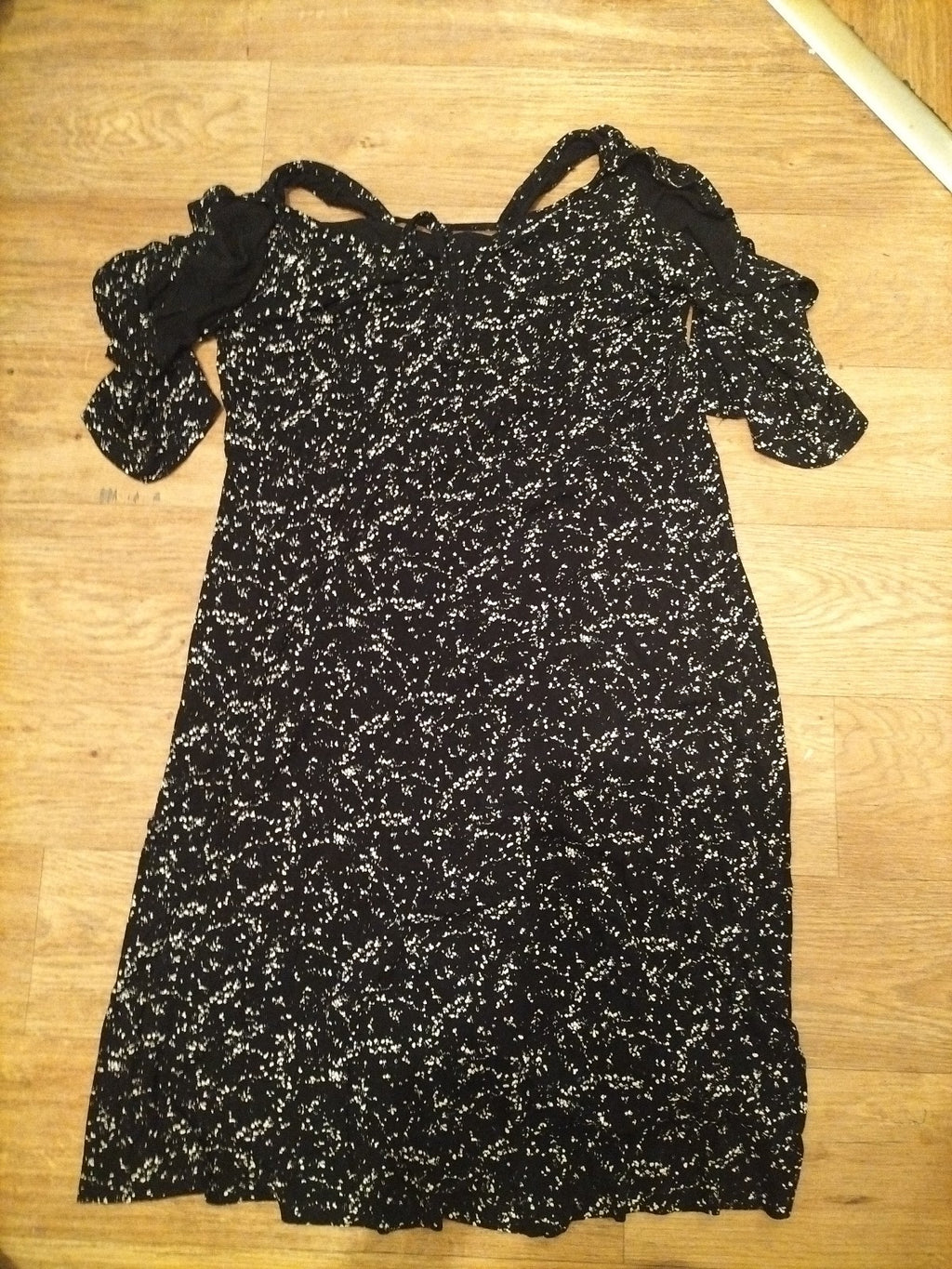 Ladies Next Size 18 Black And White Speckle Short Sleeved Dress