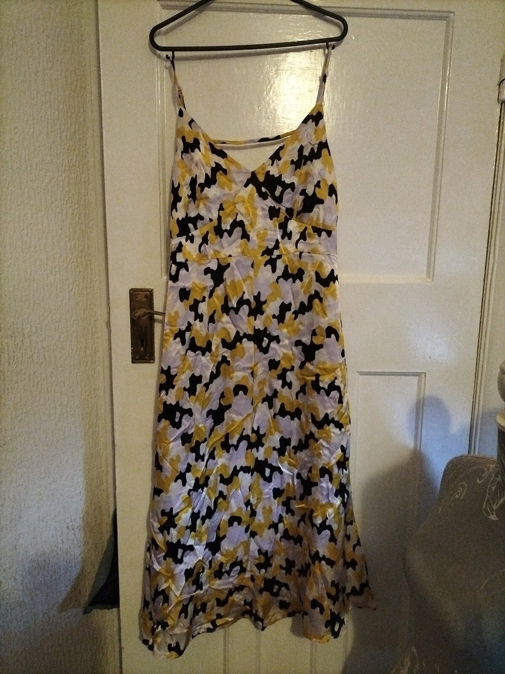 Ladies Finery Size 8 Yellow/black/white Long Dress