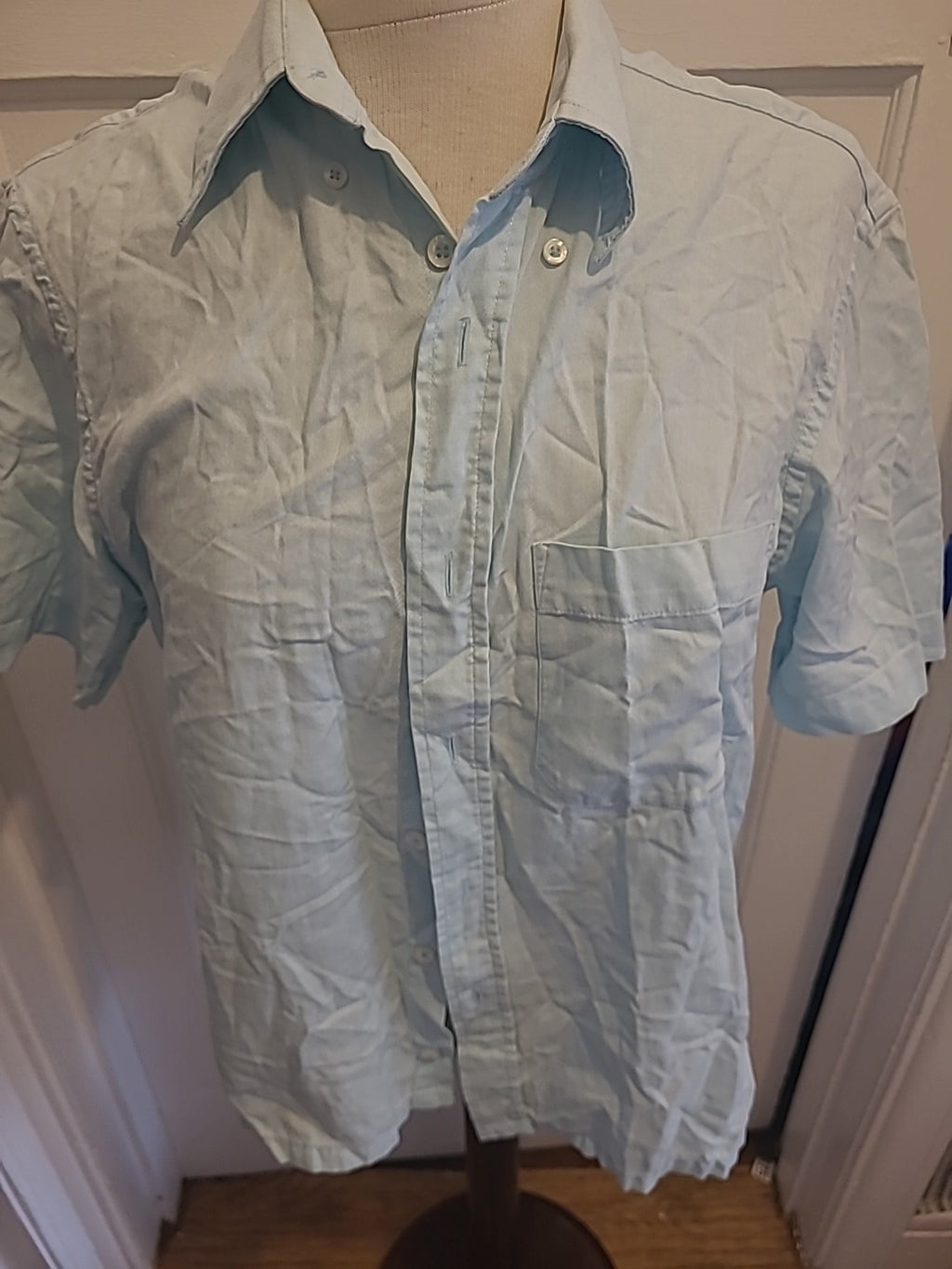 Mens Easy Size Small Pale Sea Blue Short Sleeved Shirt