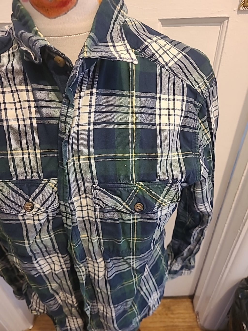 Mens Tu Size Medium Green/White/Yellow Check Long Sleeved Shirt