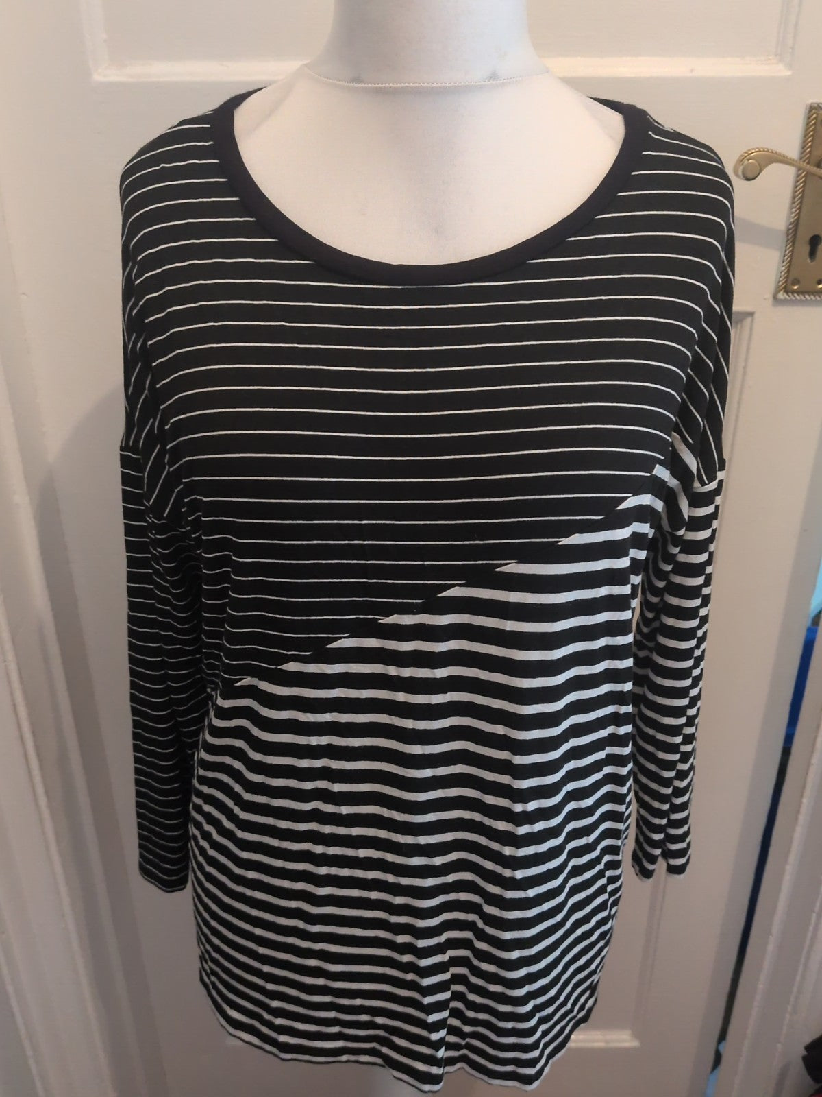 Tu 16 Black Striped Long Sleeve Blouse