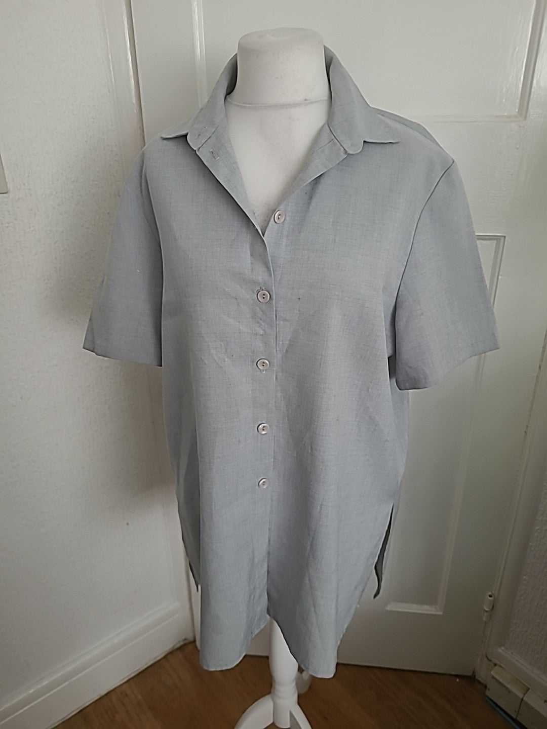 Mens Christian Marcus Size 18" Grey Short Sleeved Shirt