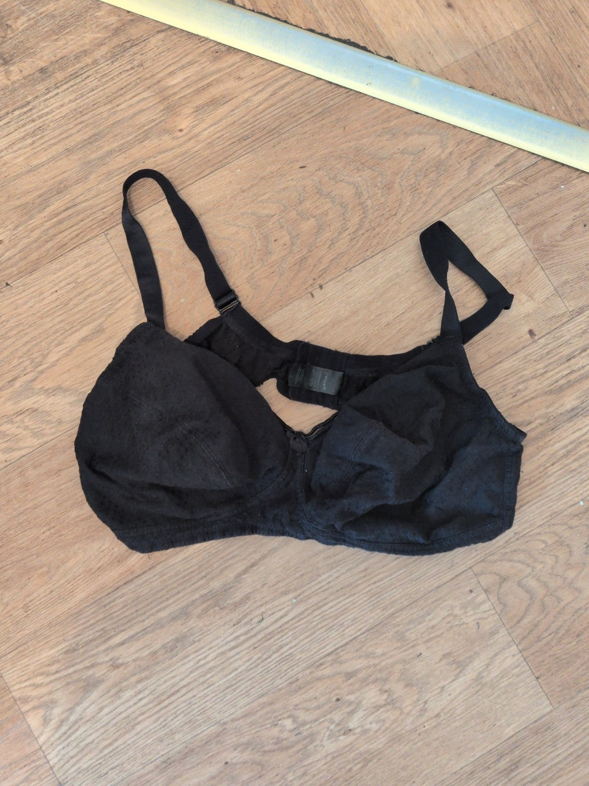 Ladies Size 46E Black No Pad And No Wire Bra