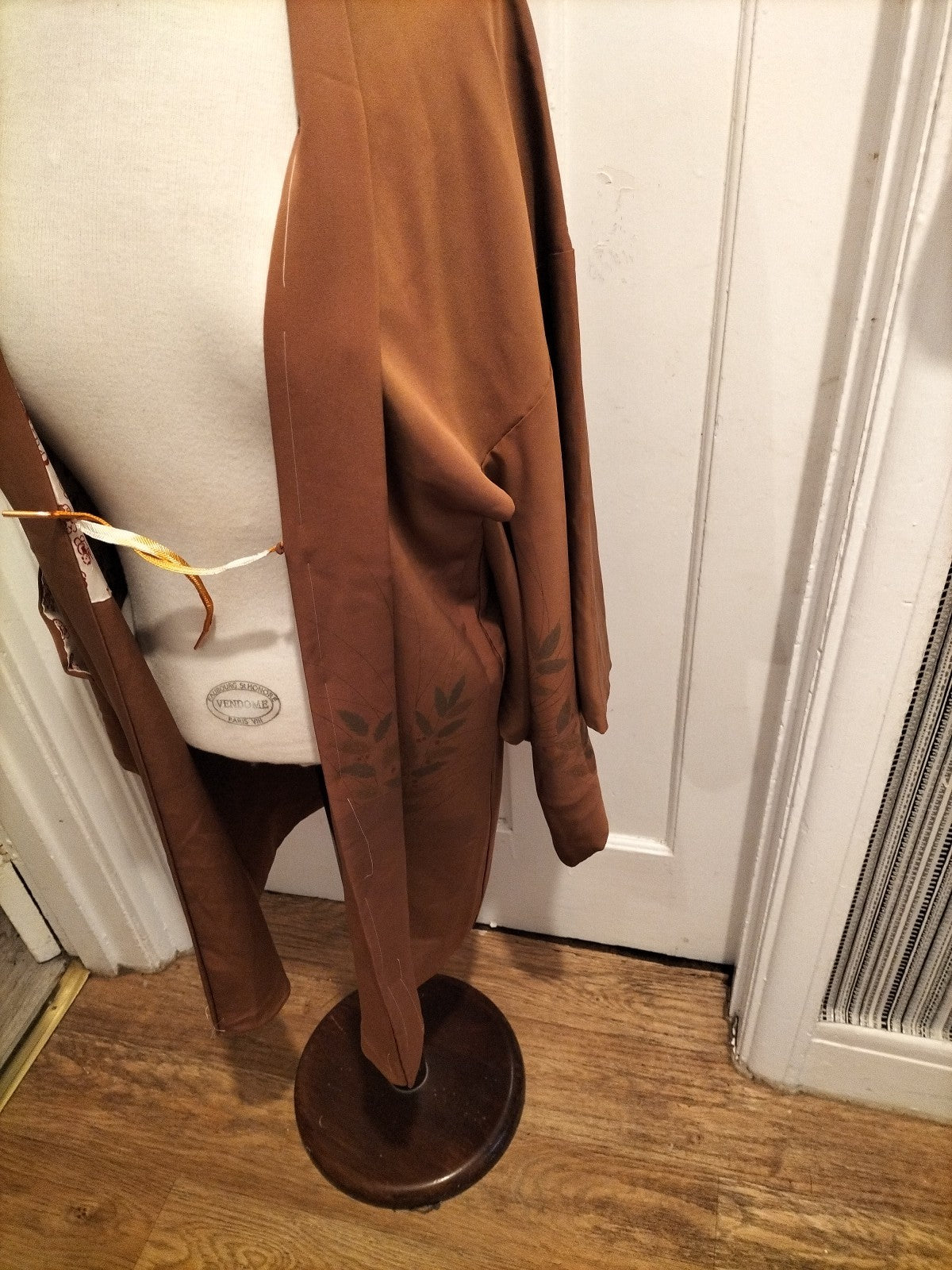 Ladies Size XL Brown Lined Long Sleeved Blazer