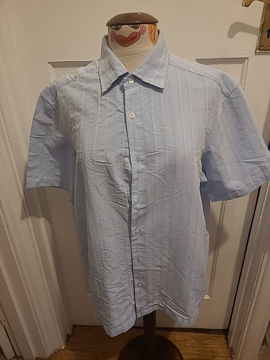 Mens Autograph Size Large Blue And White Striped Short Sleeved Soft Touch Shirt