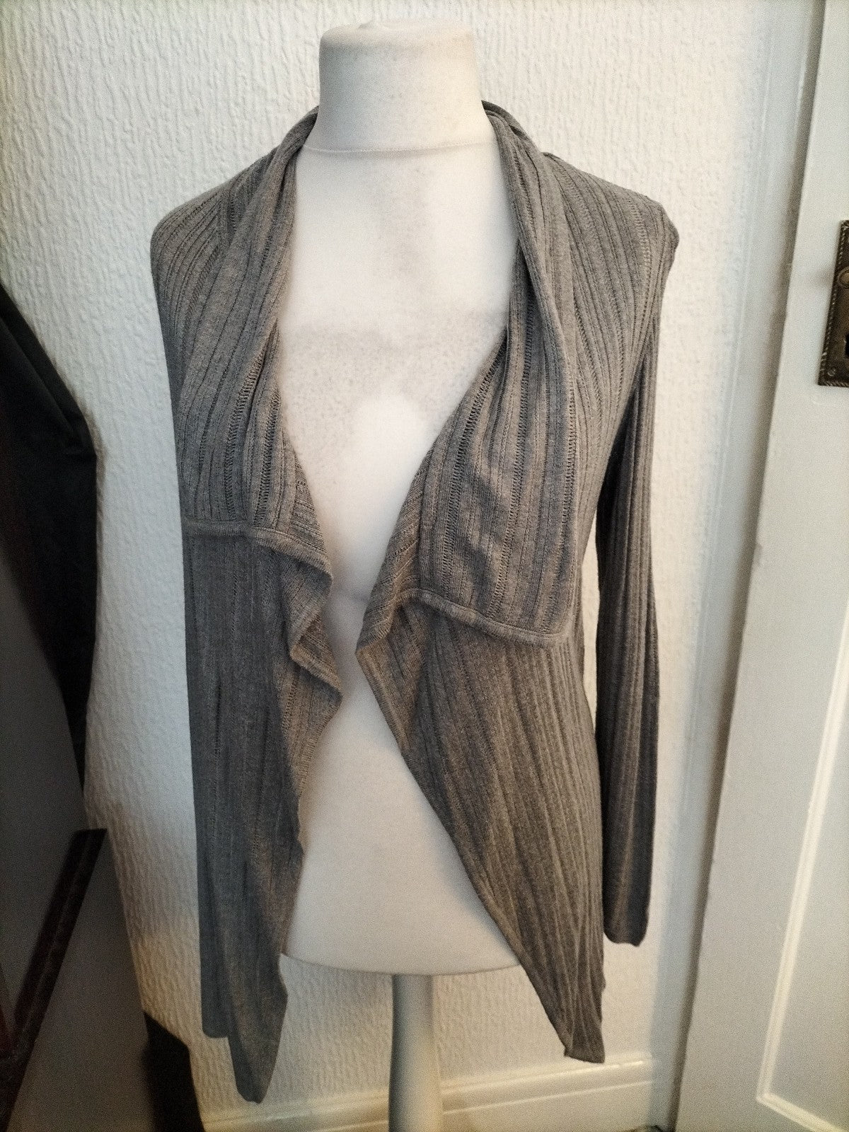 Ladies Per Una Size 10 Silver Grey Long Sleeved Cardigan