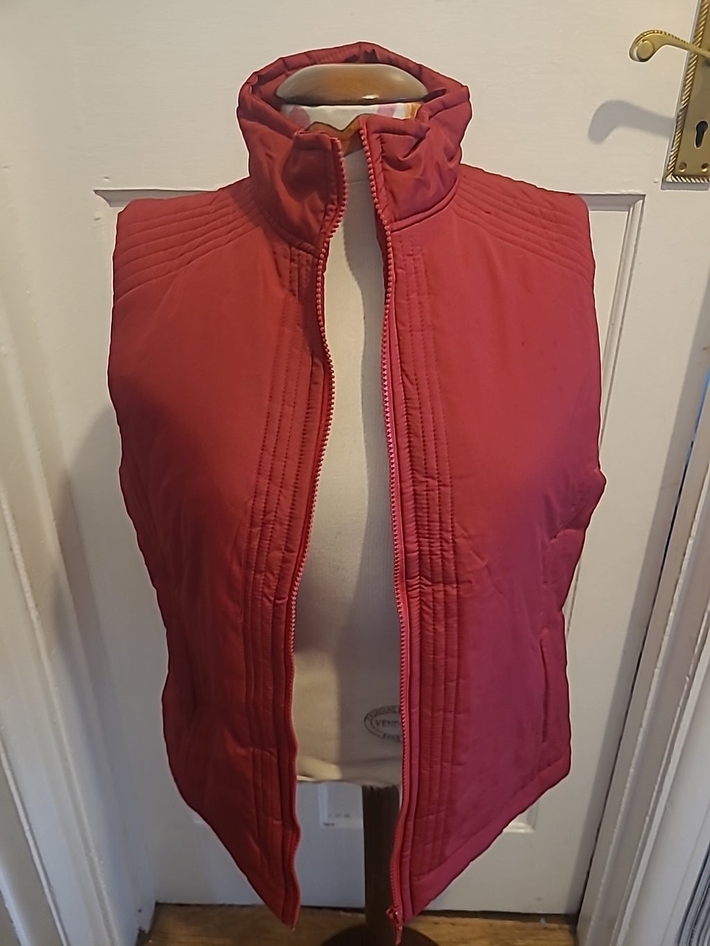 Ladies George Size 14 Red Sleeveless Zip Through Puffer Coat